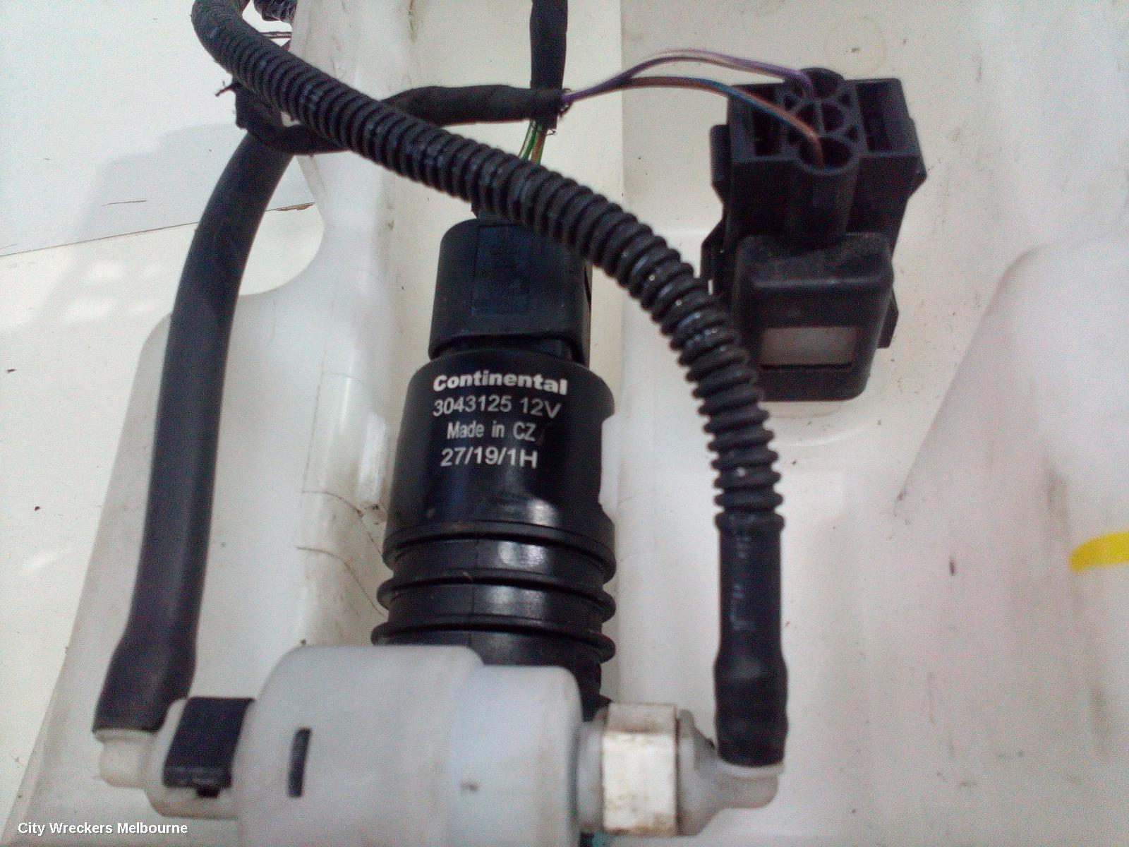 VOLKSWAGEN TIGUAN WASHER BOTTLE, 5N, NON H/LAMP WASHERS TYPE, 05/2008 - 08/2016 - Image 3