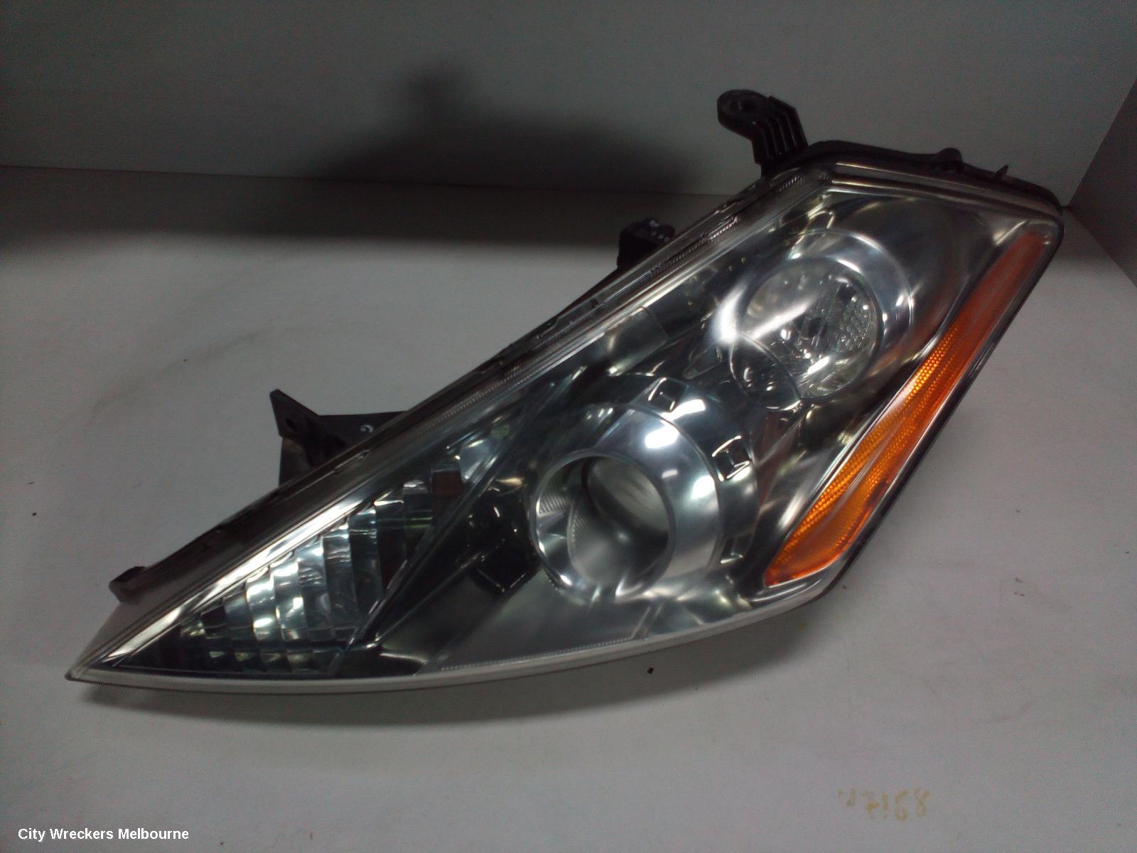 NISSAN MURANO LEFT HEADLAMP, Z50, 05/2002 - 12/2008 - Image 1