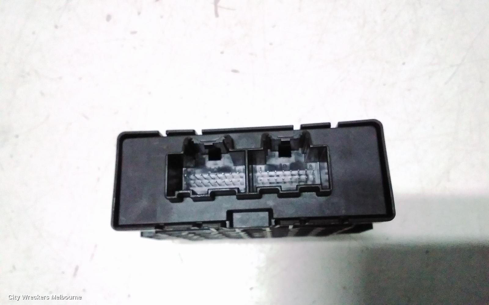 HOLDEN COLORADO ECU, BCM, RG, 01/2012 - 12/2020 - Image 3