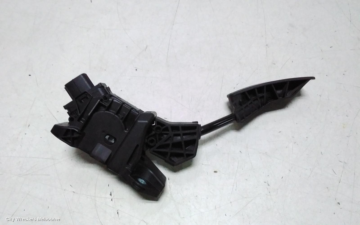 SUZUKI SWIFT PEDAL ASSEMBLY, UZ, 12/2023 ONWARDS - Image 3