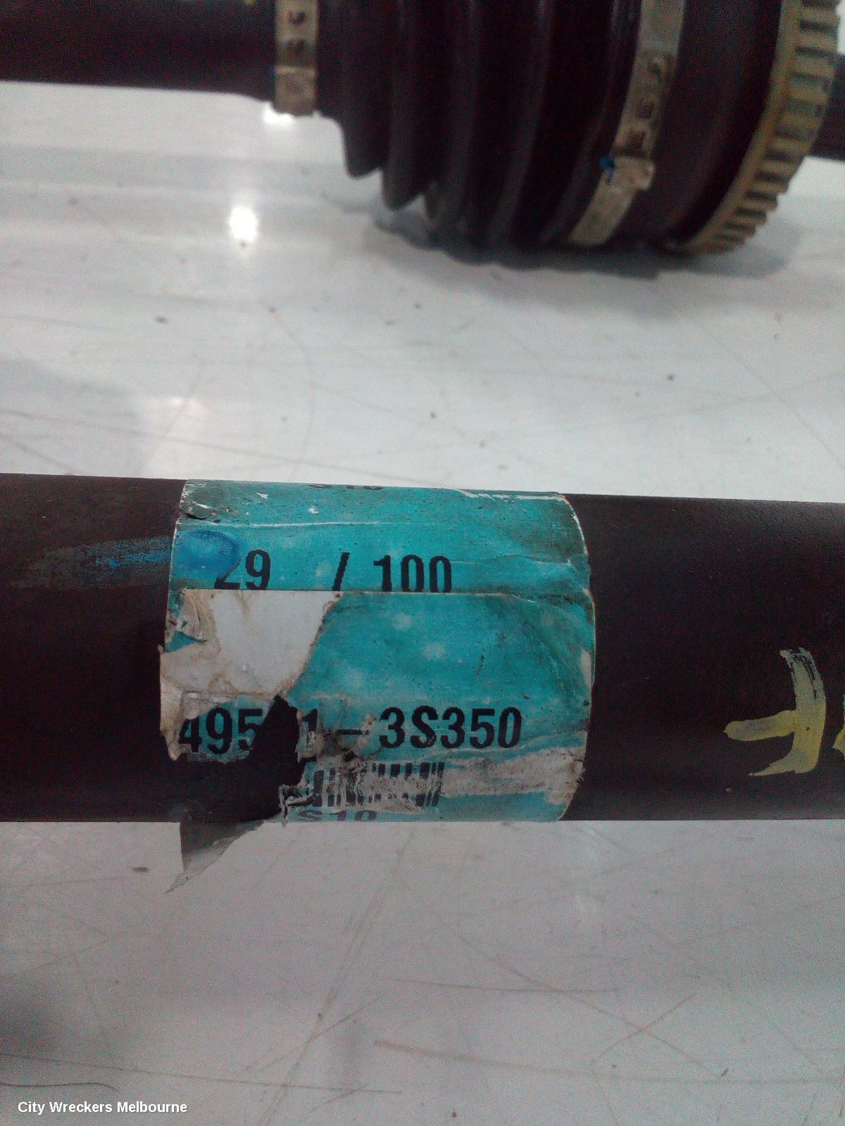 HYUNDAI I45 RIGHT DRIVESHAFT, AUTO, 2.4, G4KJ, ABS TYPE, YF, 02/2010 - 04/2014 - Image 3