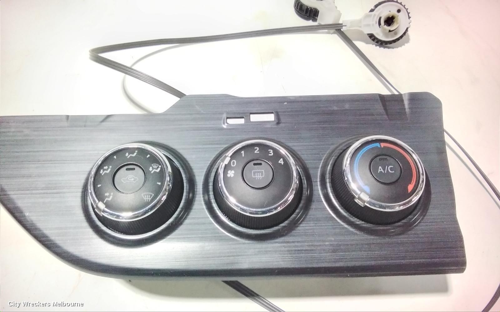 TOYOTA COROLLA HEATER/AC CONTROLS, ZRE182R, STANDARD TYPE, 10/2012 - 06/2018 - Image 2