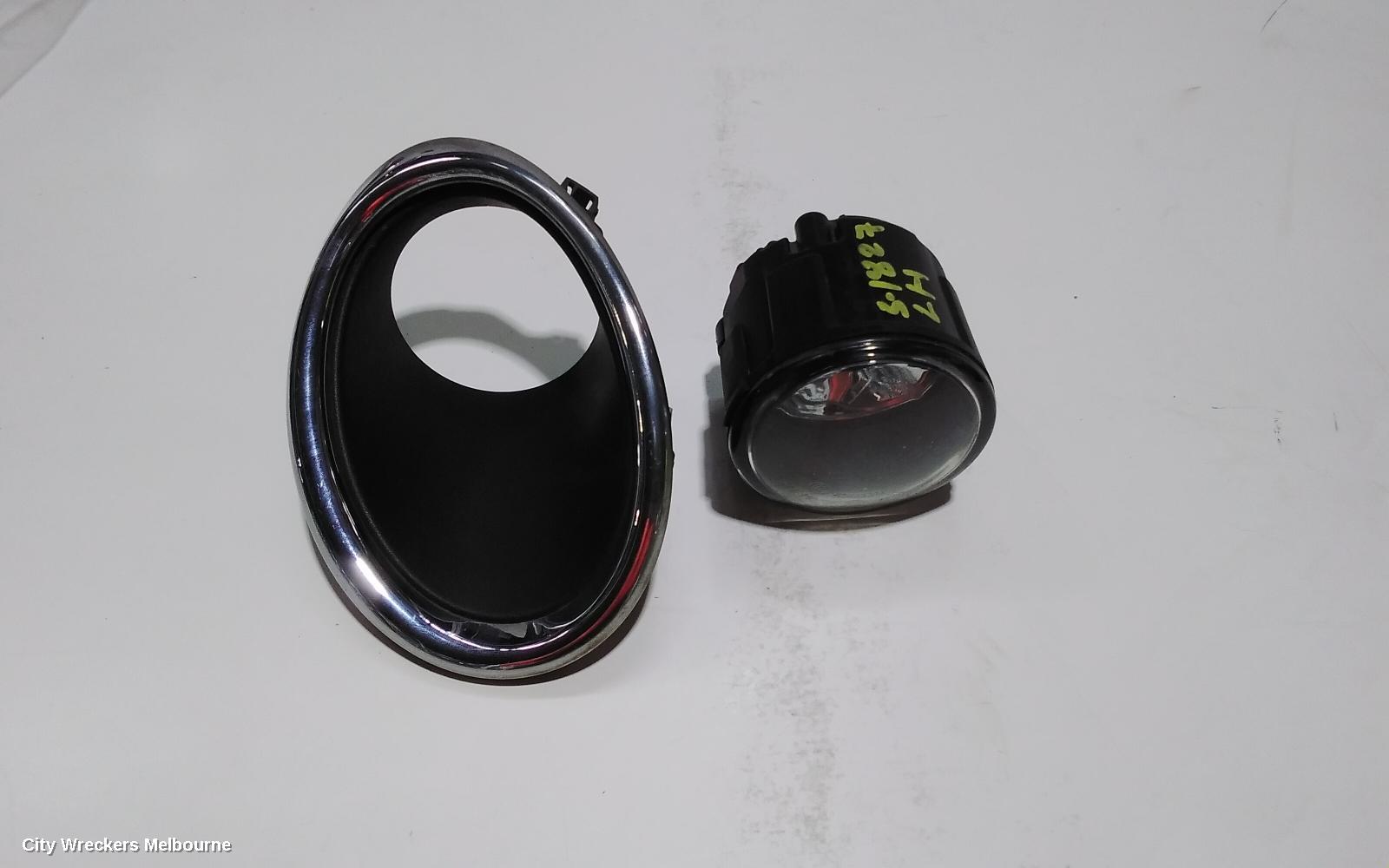 NISSAN QASHQAI LEFT INDICATOR/FOG/SIDE, BUMPER FOGLAMP, J11, 06/2014 - 06/2017 - Image 1