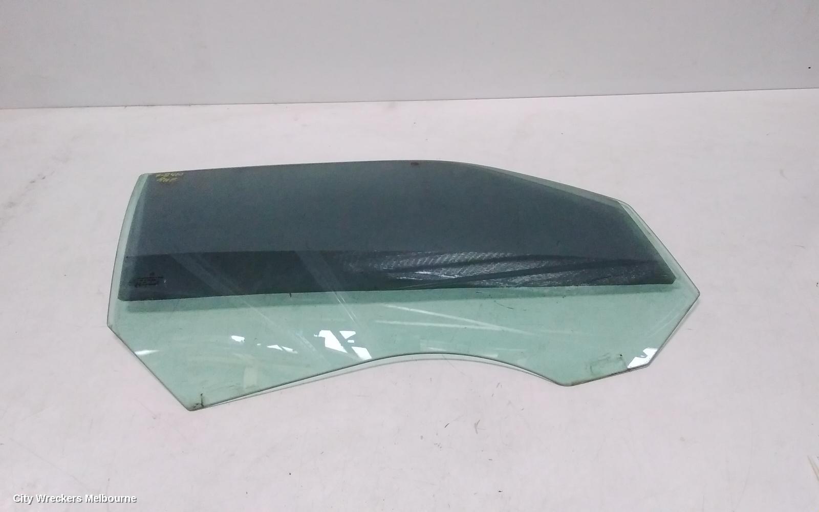 CHRYSLER 300C RIGHT FRONT DOOR WINDOW, 11/2005 - 12/2011 - Image 2