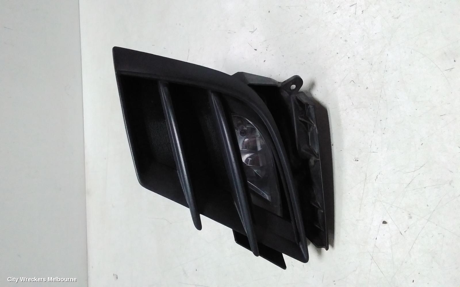 MAZDA 3 LEFT INDICATOR/FOG/SIDE, BUMPER FOGLAMP, 2.0, PETROL, NEO/MAXX, BL, 04/2009 - 08/2011 - Image 1