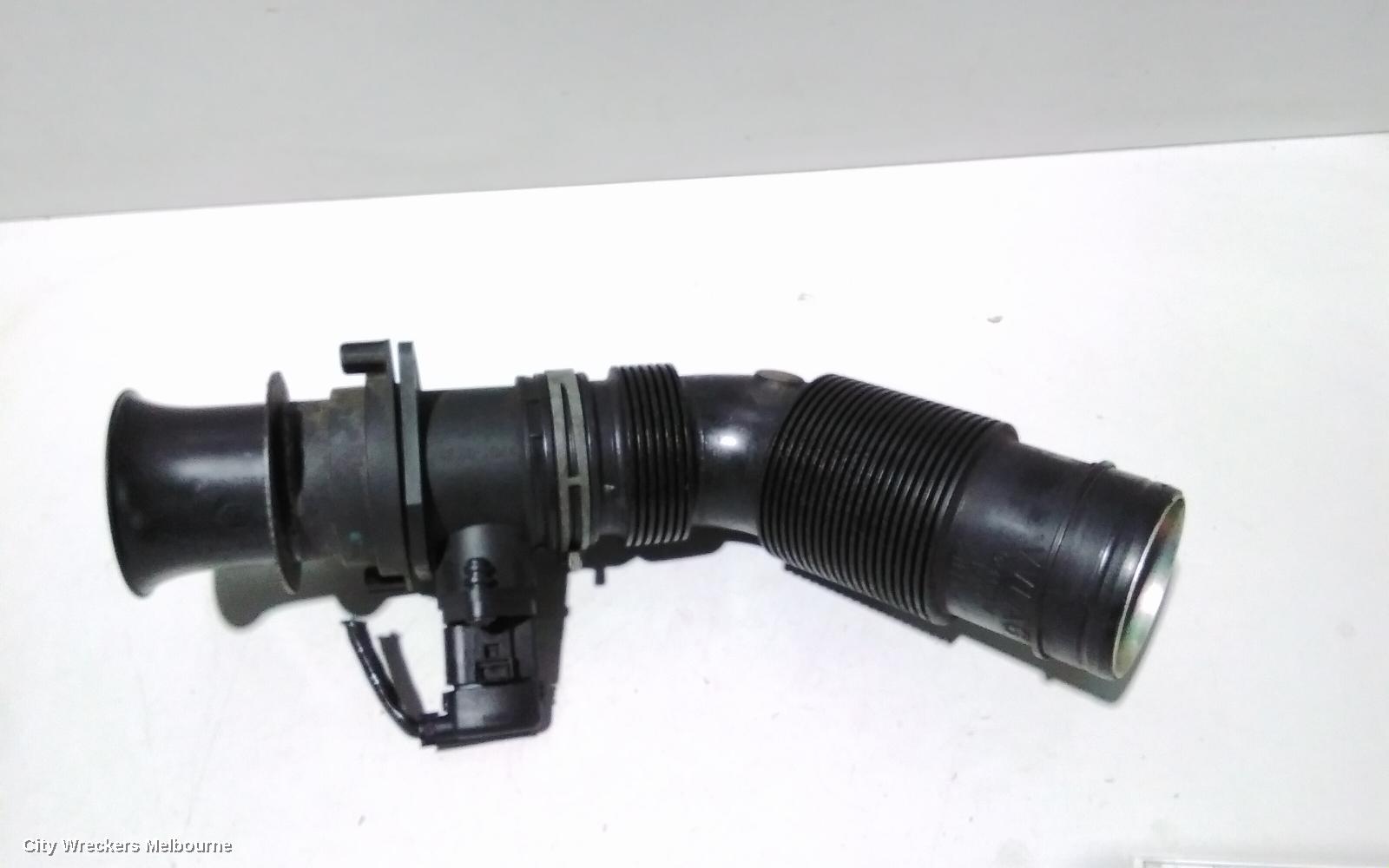 AUDI Q7 AIR FLOW METER, 4.2, PETROL, 4L, 09/2006 - 08/2010 - Image 2