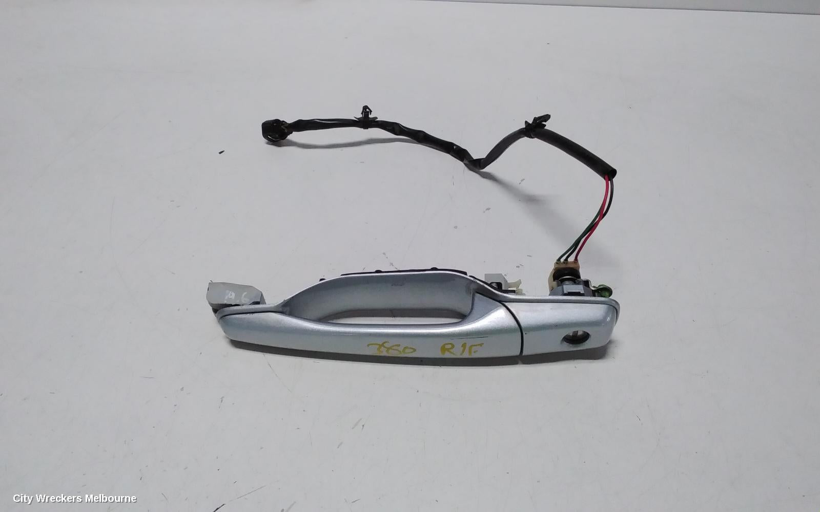 MITSUBISHI 380 DOOR HANDLE, OUTER, RH FRONT, DB, 09/2005 - 03/2008 - Image 2
