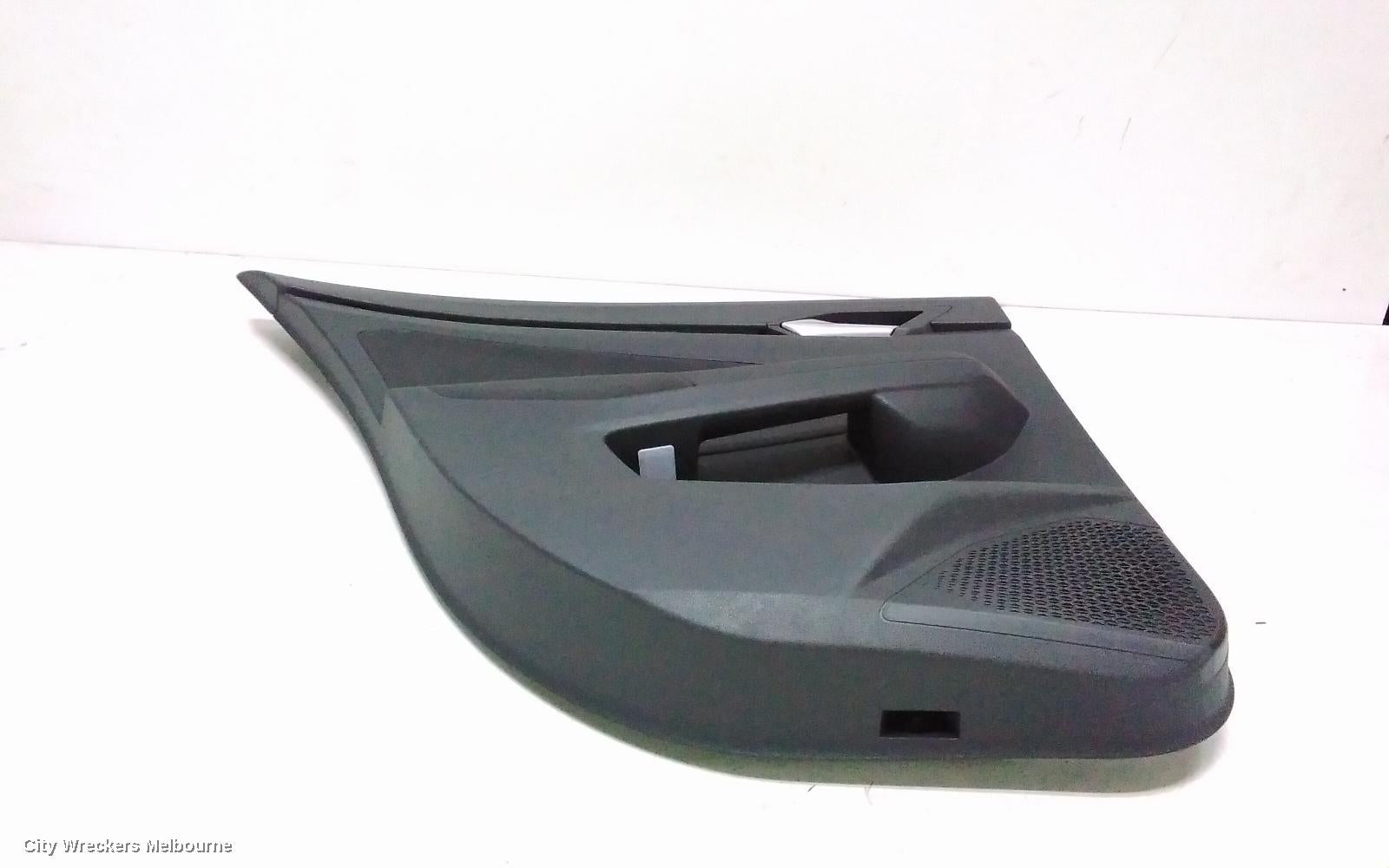 VOLKSWAGEN GOLF DOOR TRIM, LH REAR, GEN 8, CLOTH, STANDARD, 09/2020 ONWARDS - Image 2