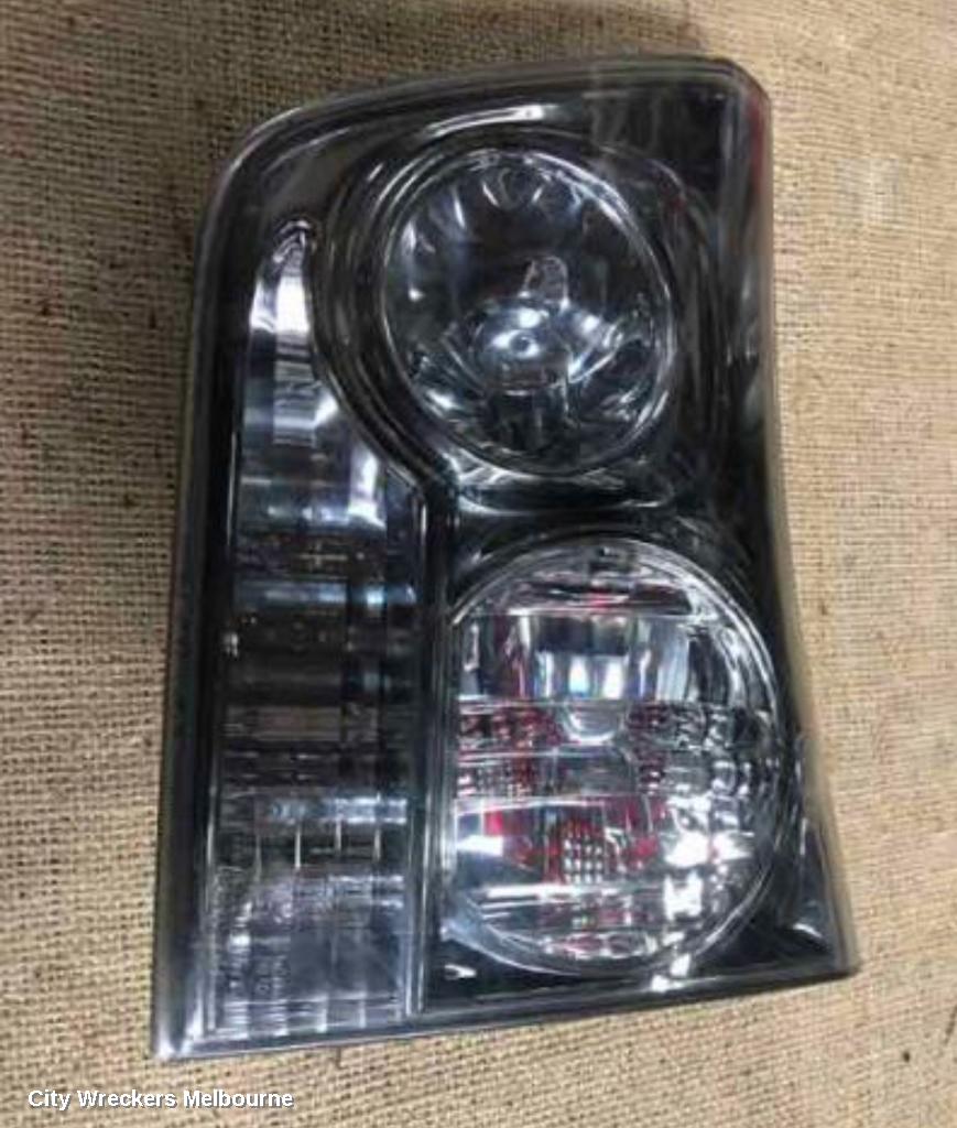 LEXUS RX SERIES REAR GARNISH, RX350, TAILGATE LAMP (RH SIDE), GSU3#, 03/2006 - 11/2008 - Image 1
