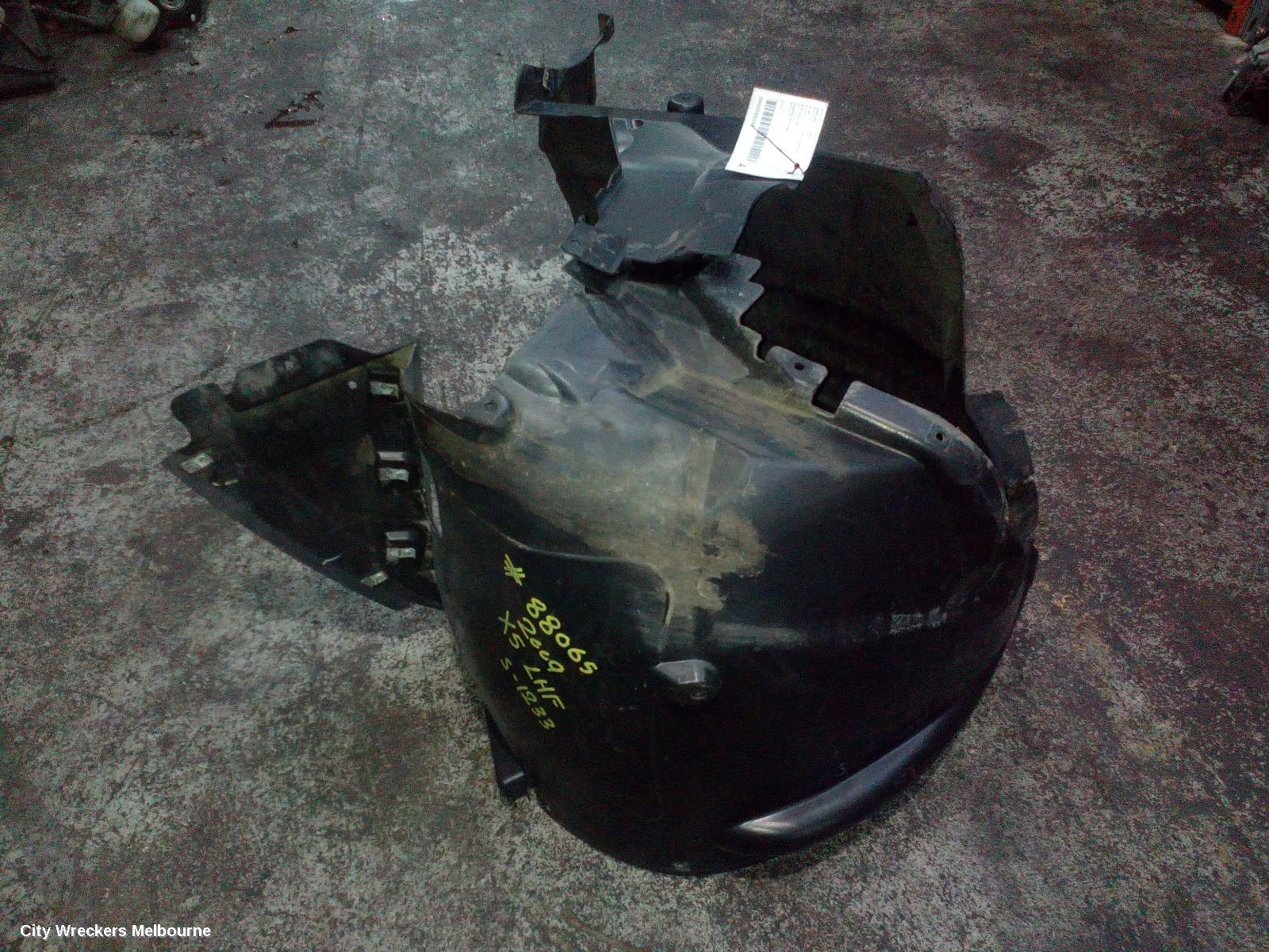 BMW X5 LEFT GUARD LINER, E70, 12/2006 - 08/2013 - Image 3