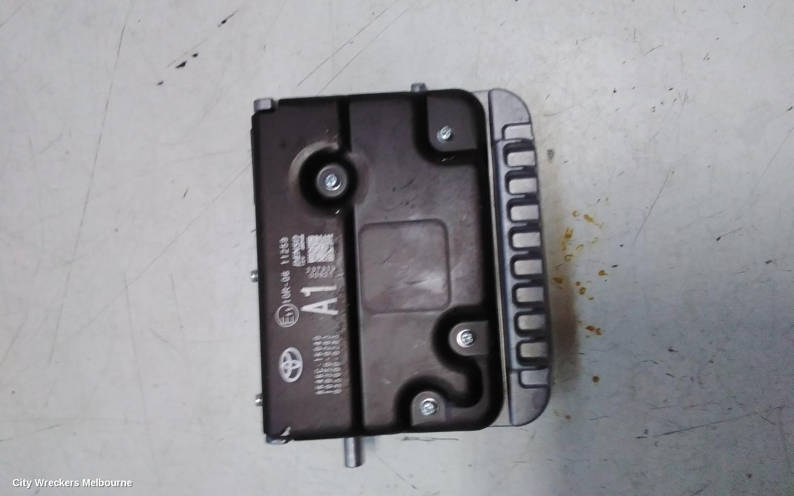 TOYOTA COROLLA CROSS REVERSE CAMERA, XG10, FRONT RADAR SENSOR (WINDSCREEN MOUNTED), 01/2022 ONWARDS - Image 3
