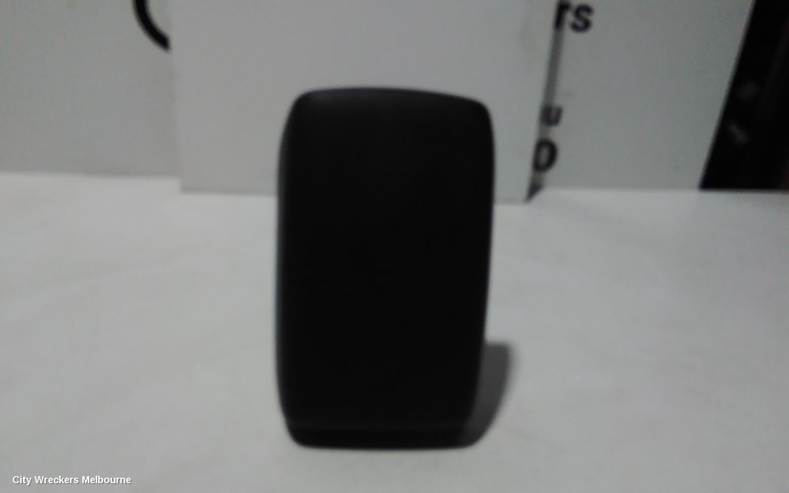 MAZDA BT50 CONSOLE, AUTO T/M, UP-UR, 2WD, BUCKET SEAT TYPE, 10/2011 - 06/2020 - Image 2