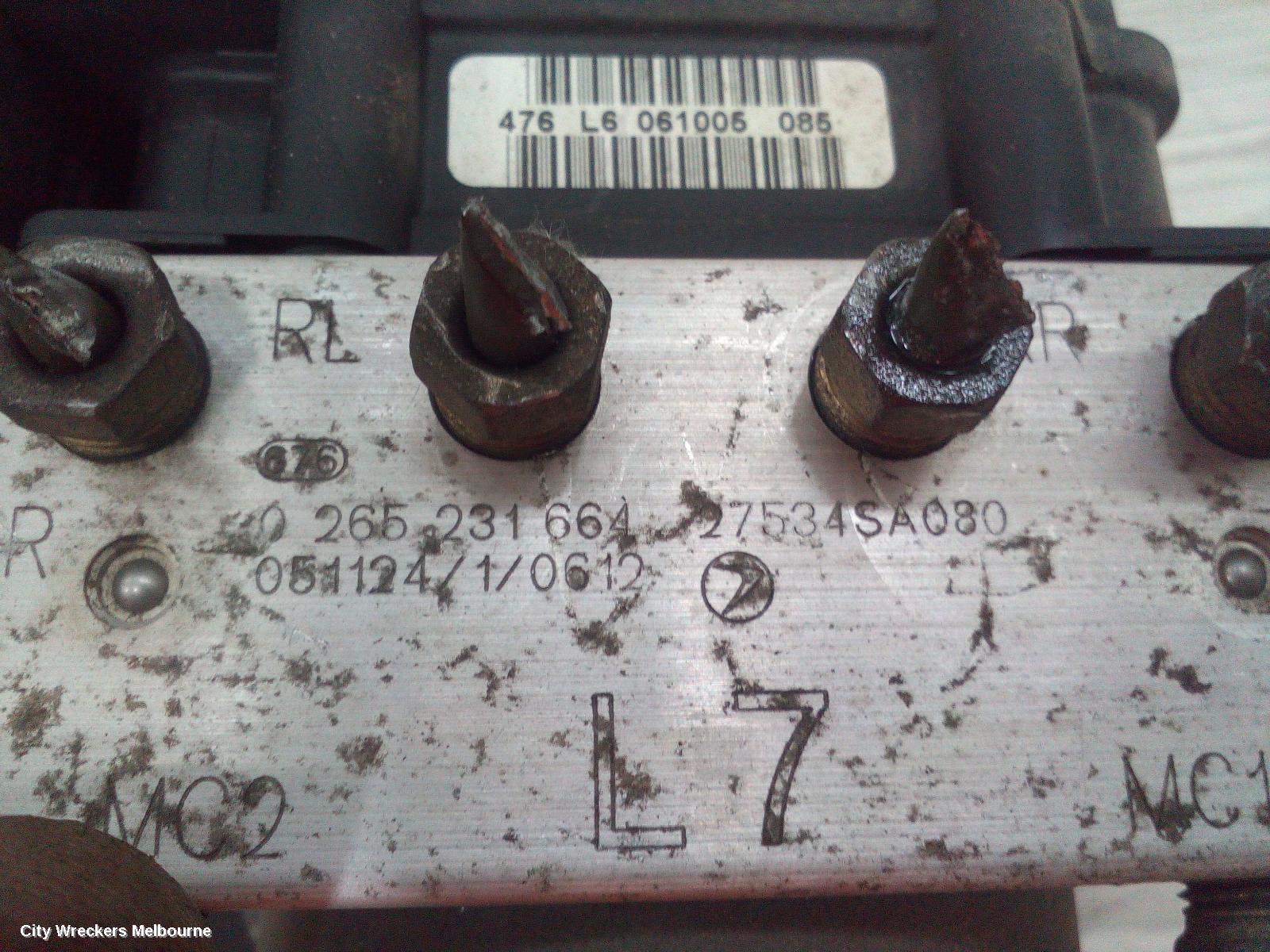 SUBARU FORESTER ABS PUMP/MODULATOR, MANUAL T/M, SA080 TYPE, 06/2005 - 02/2008 - Image 2