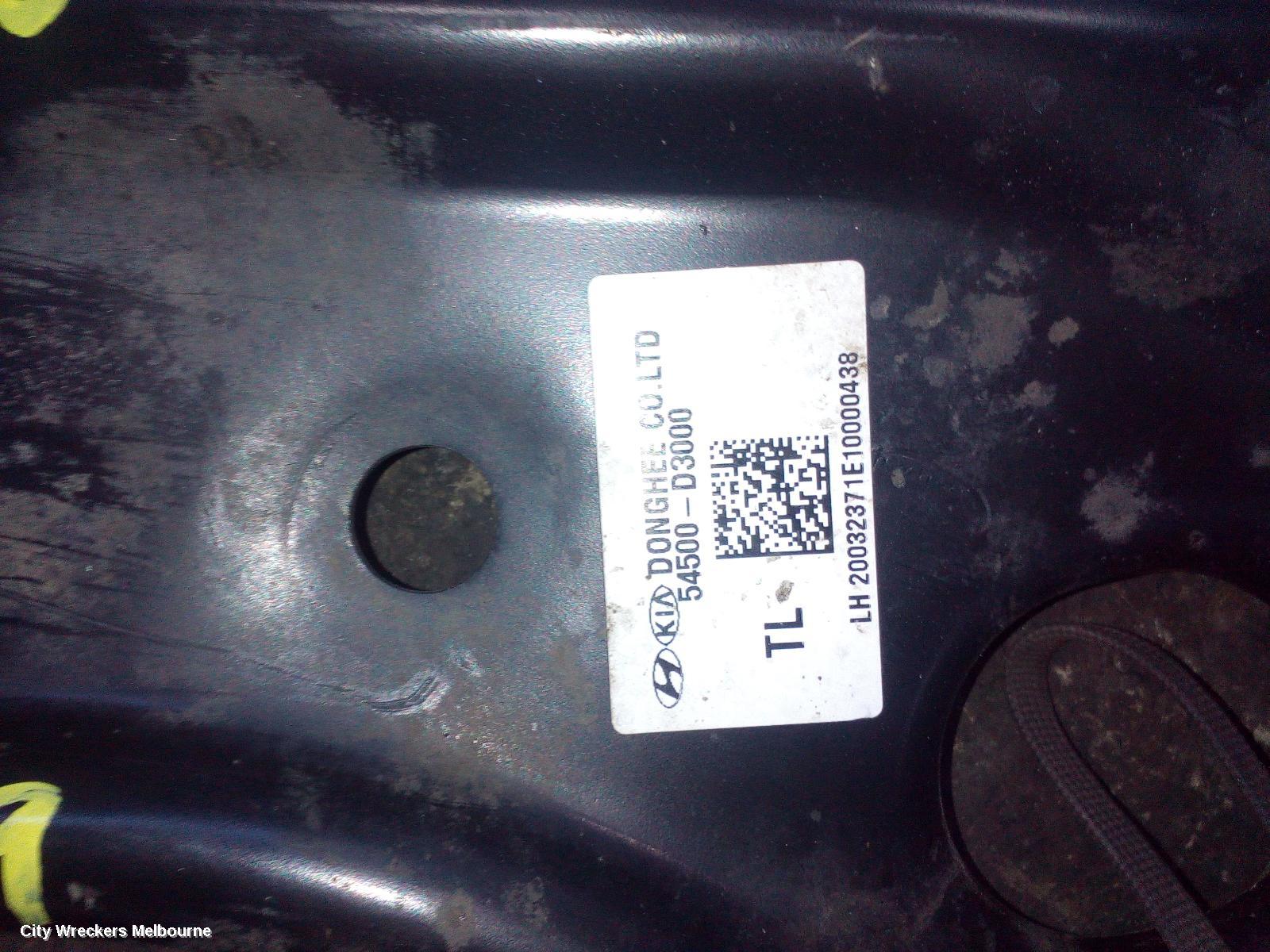 HYUNDAI TUCSON LEFT FRONT LOWER CONTROL ARM, TL, 06/2018 - 01/2021 - Image 2