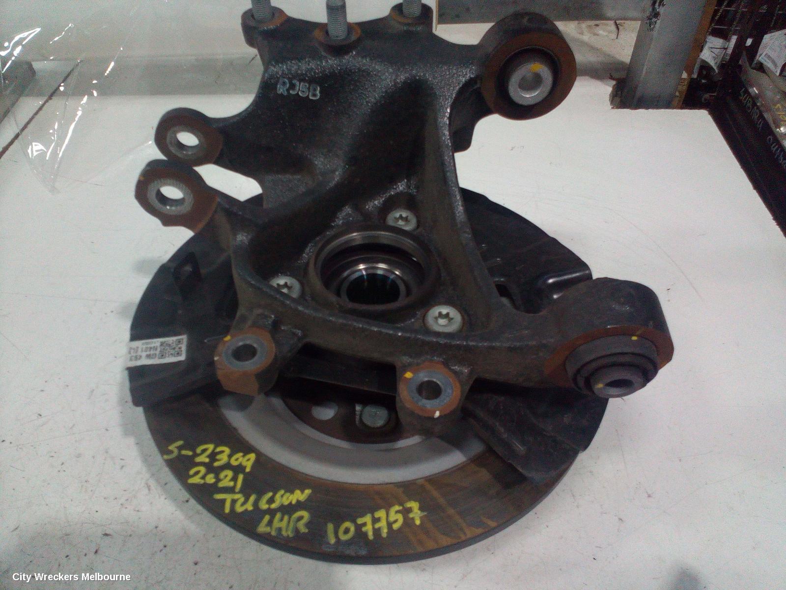 HYUNDAI TUCSON LEFT REAR HUB ASSEMBLY, NX4, AWD, 02/2021 ONWARDS - Image 3