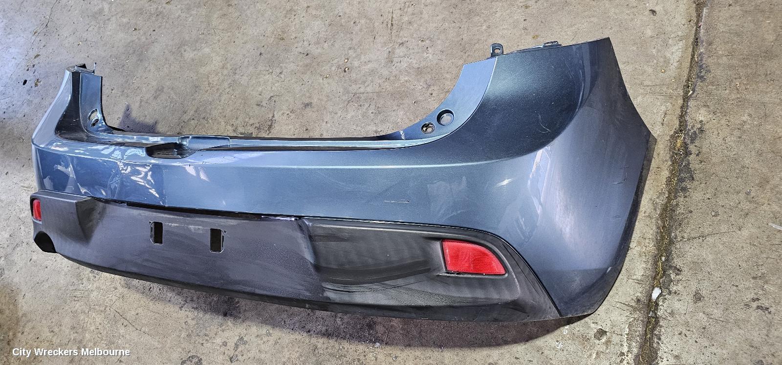 MAZDA 3 REAR BUMPER, BL, HATCH, NEO/MAXX SPORT/MZR-CD, NON PARK SENSOR TYPE, 09/2011 - 10/2013 - Image 2
