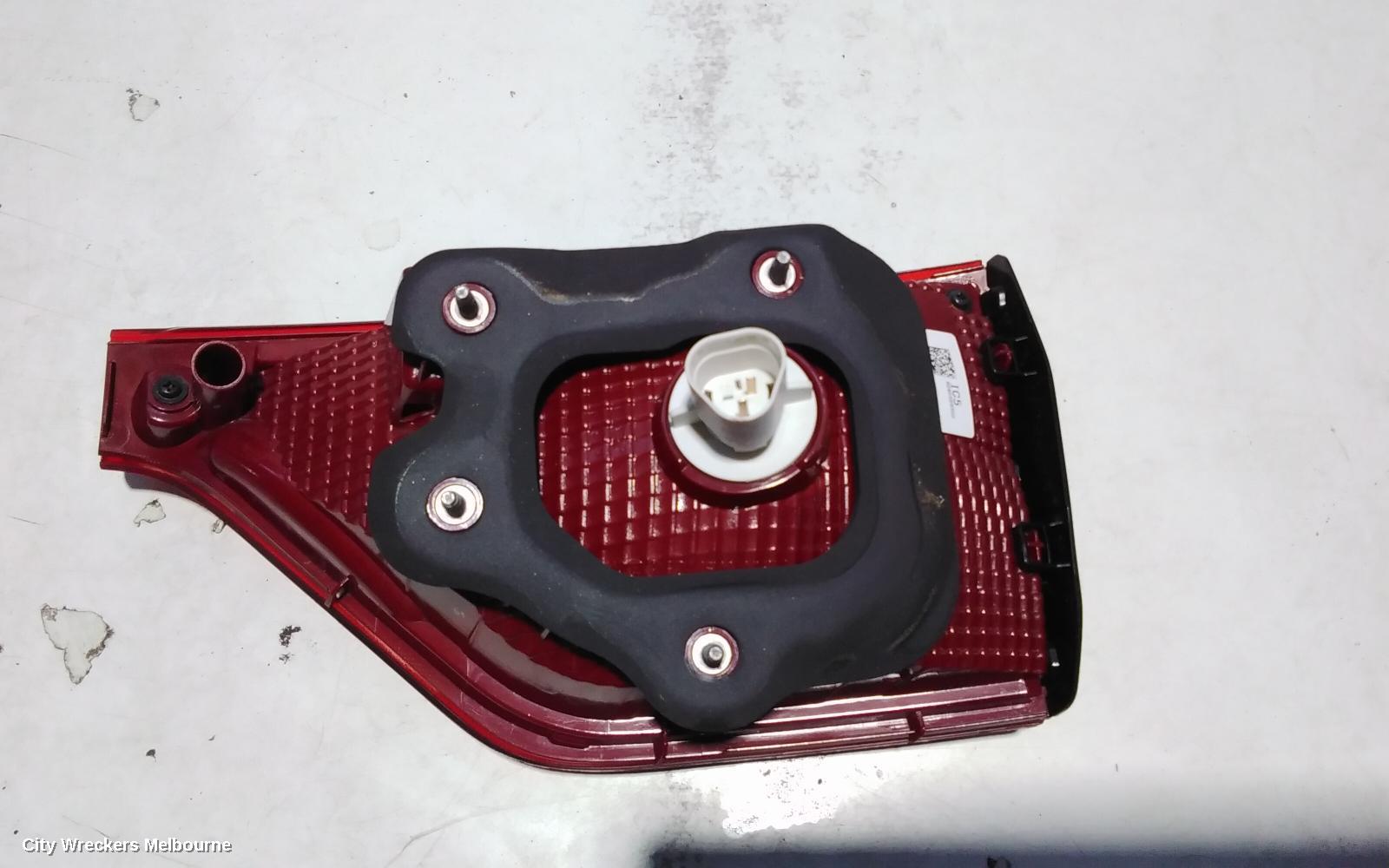 KIA SPORTAGE REAR GARNISH, TAILGATE LAMP (LH SIDE), SI PREMIUM/SI, QL, 07/2018 - 08/2021 - Image 3