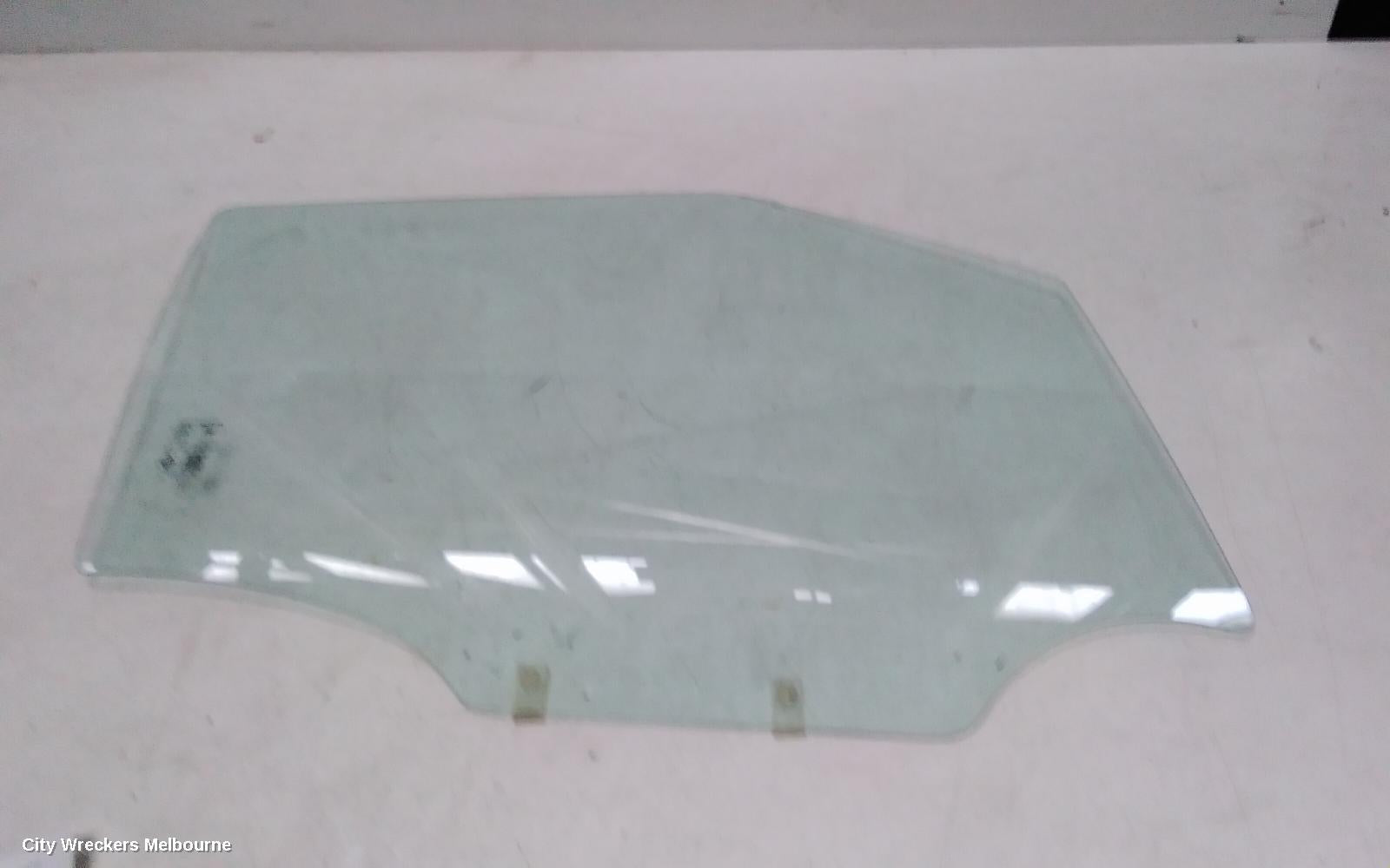 MG MG3 RIGHT FRONT DOOR WINDOW, SZP1, NON TINTED TYPE, 07/2016 - 10/2025 - Image 2