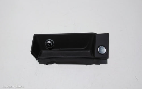 AUDI A4, B9 8W, 10/2015 - 01/2025, STAR STOP BUTTON: 93319 - Image 1