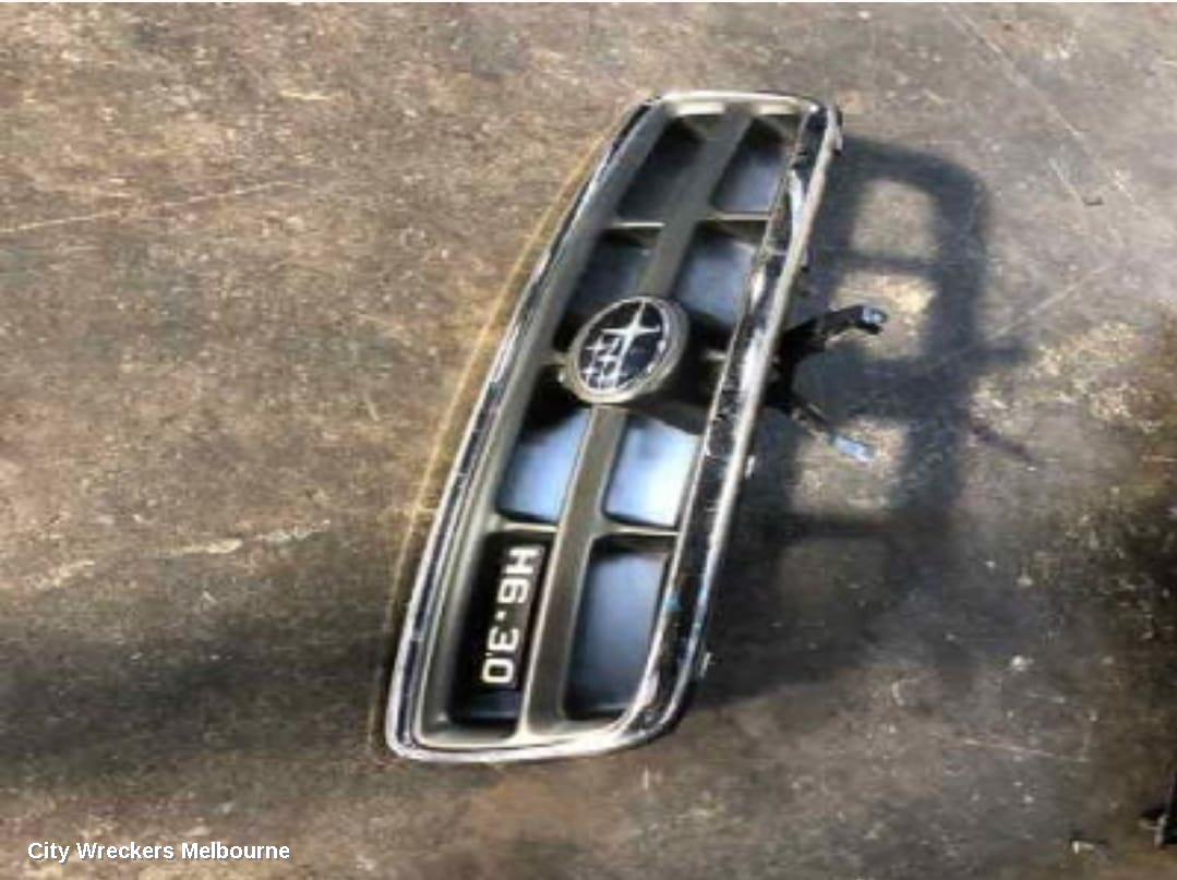 SUBARU OUTBACK GRILLE, 3RD GEN 07/2001 - 08/2003 - Image 1