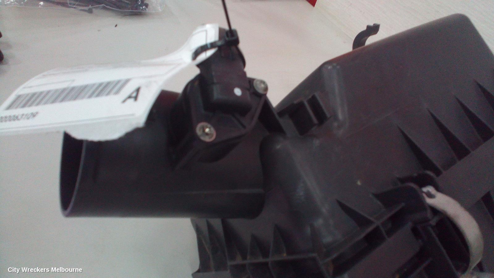 MITSUBISHI OUTLANDER AIR FLOW METER, 2.0/2.4, PETROL, ZJ, 10/2012 - 12/2014 - Image 1