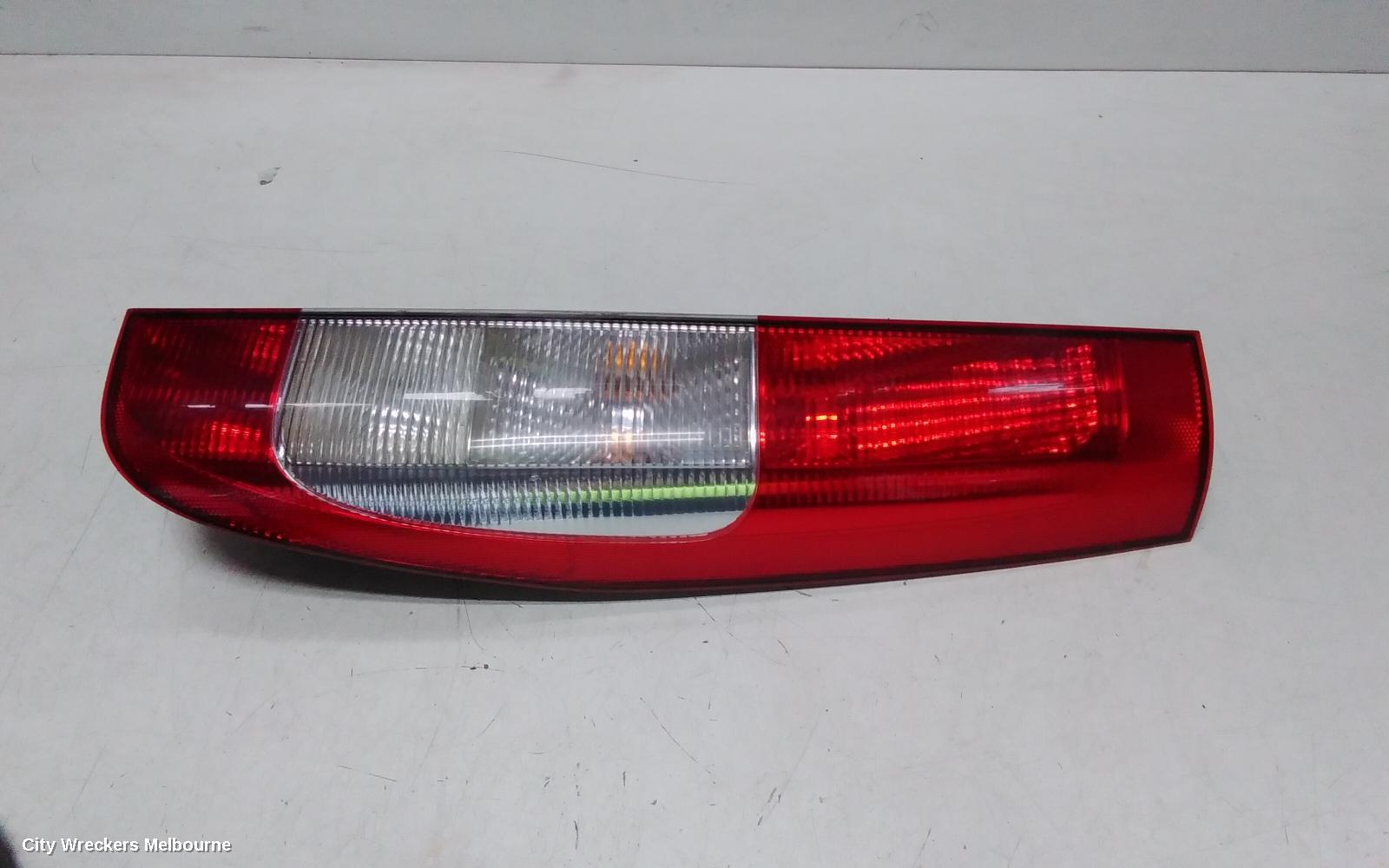 MERCEDES VITO RIGHT TAILLIGHT, IN BODY, LOWER, TAILGATE/BARN DOOR, 639, 04/2004 - 02/2015 - Image 1