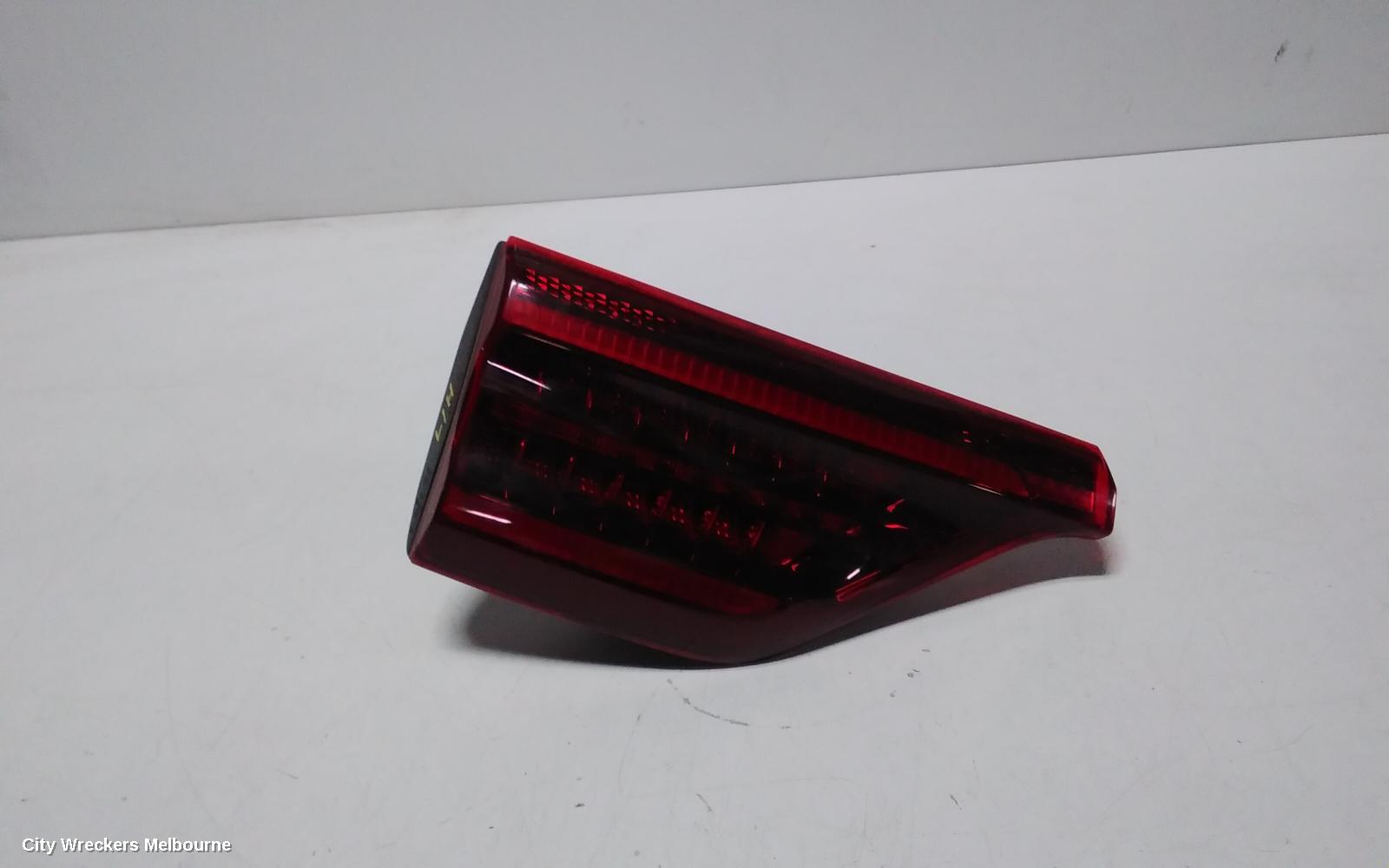 KIA SPORTAGE REAR GARNISH, TAILGATE LAMP (LH SIDE), GT LINE/SLI, QL, 07/2018 - 08/2021 - Image 3