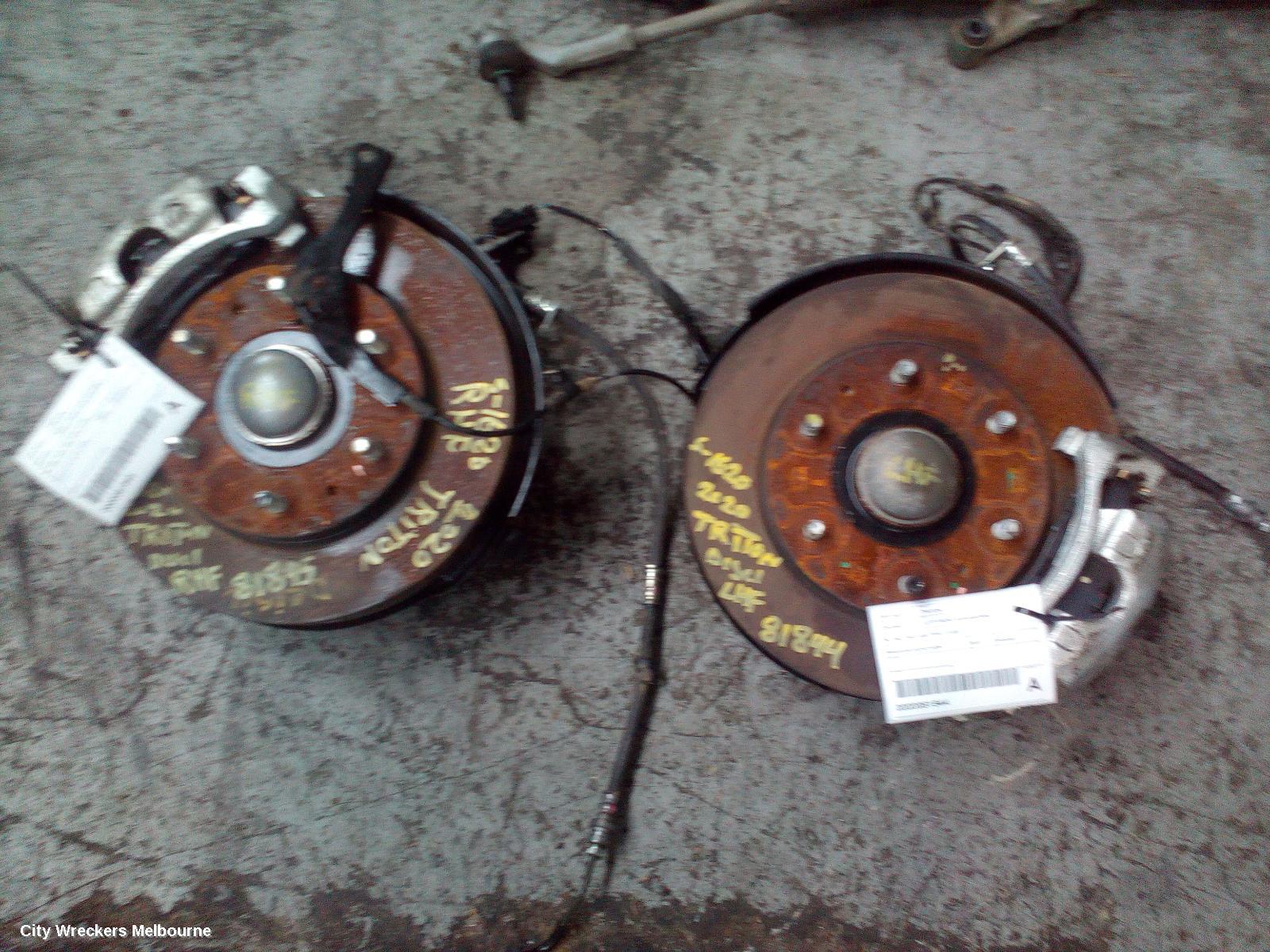 MITSUBISHI TRITON LEFT FRONT HUB ASSEMBLY, MR, 2WD, ABS TYPE, 294MM DISC, 11/2018 ONWARDS - Image 2