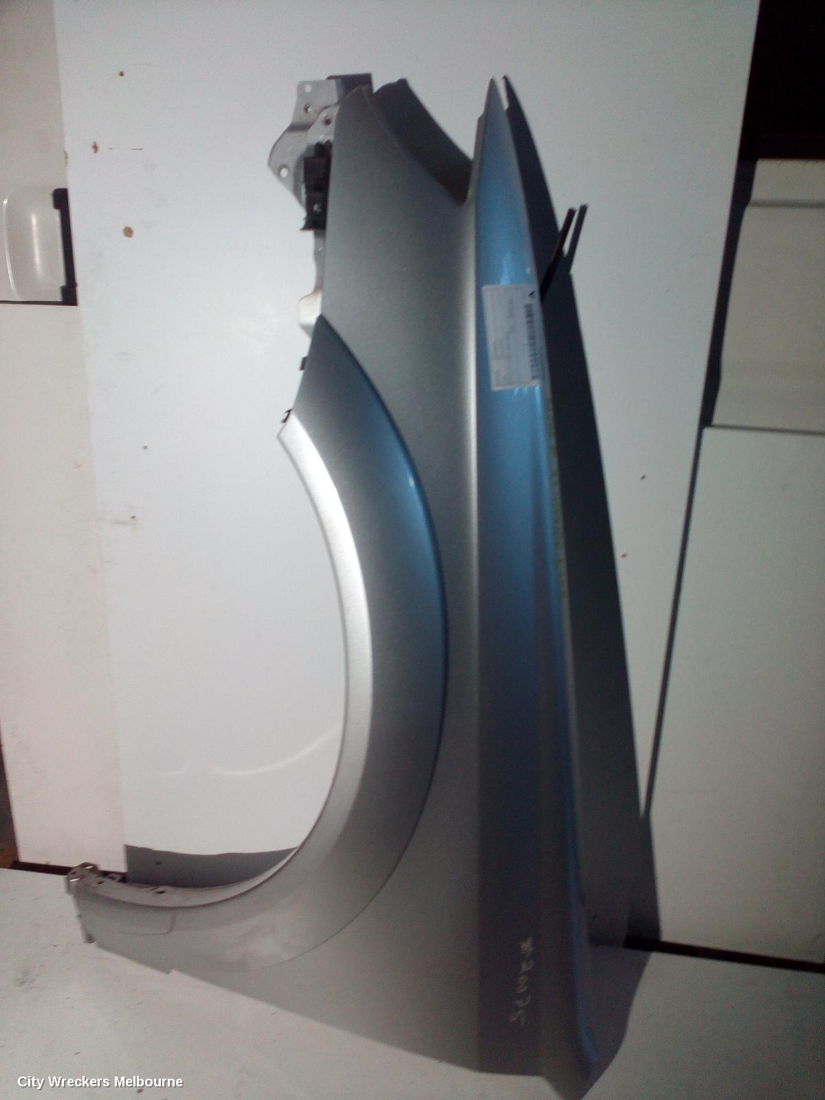 SUBARU OUTBACK LEFT GUARD, 4TH GEN LATE (SER 2) 09/2006 - 08/2009 - Image 1