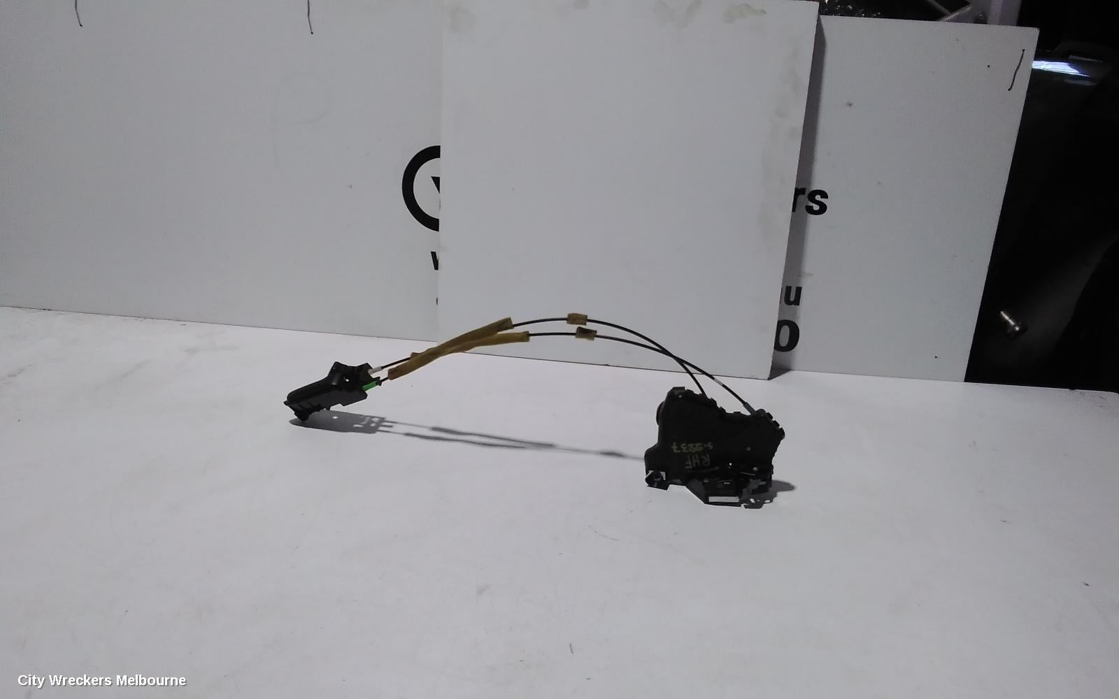 TOYOTA HIACE DOOR/BOOT/GATE LOCK, RIGHT FRONT DOOR LOCK, TRH/KDH, 03/2005 - 04/2019 - Image 2