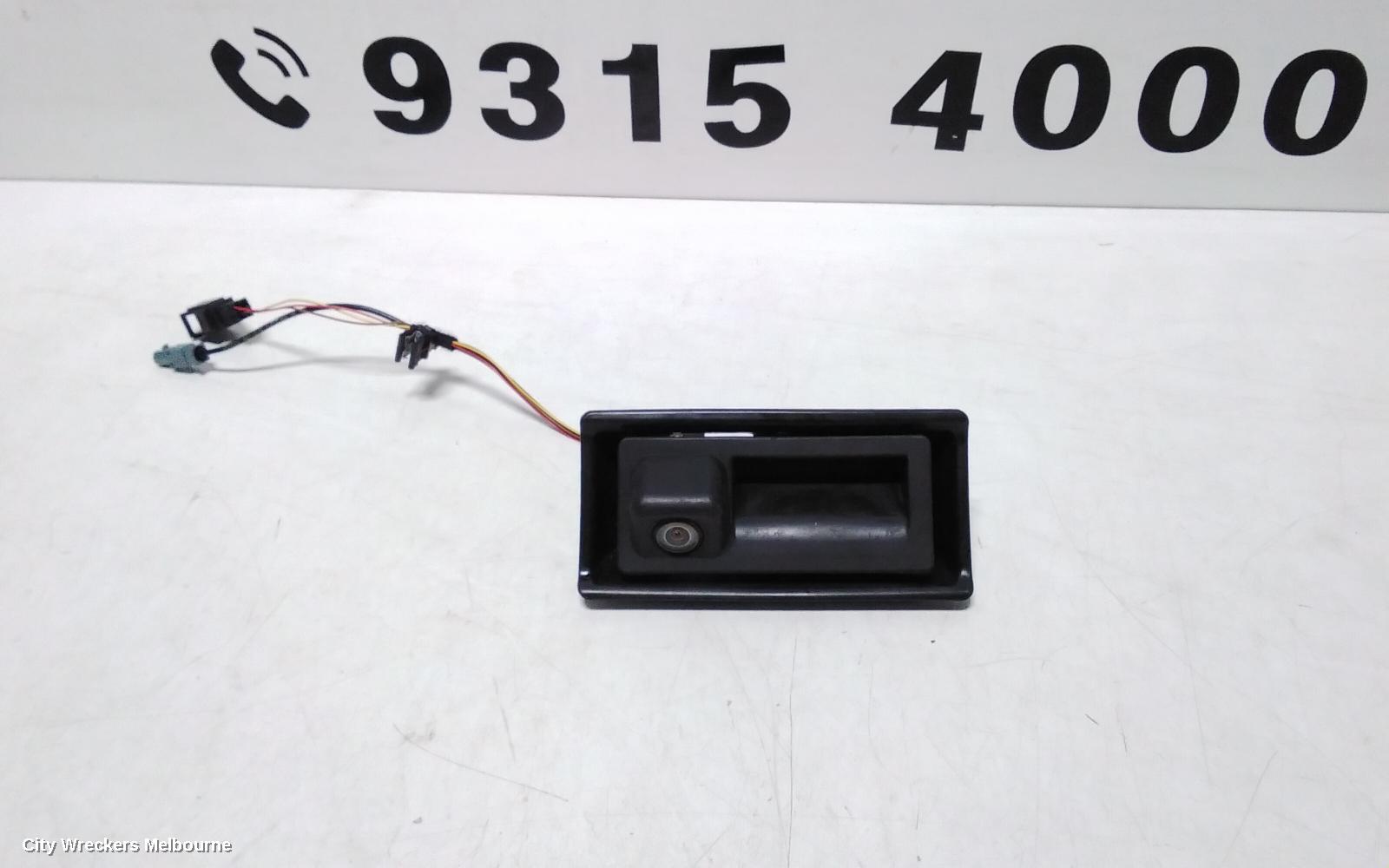 VOLKSWAGEN JETTA REVERSE CAMERA, REVERSE CAMERA (BOOTLID MOUNTED), W/ HANDLE TYPE, 1B, 02/2011 - 12/2017 - Image 2