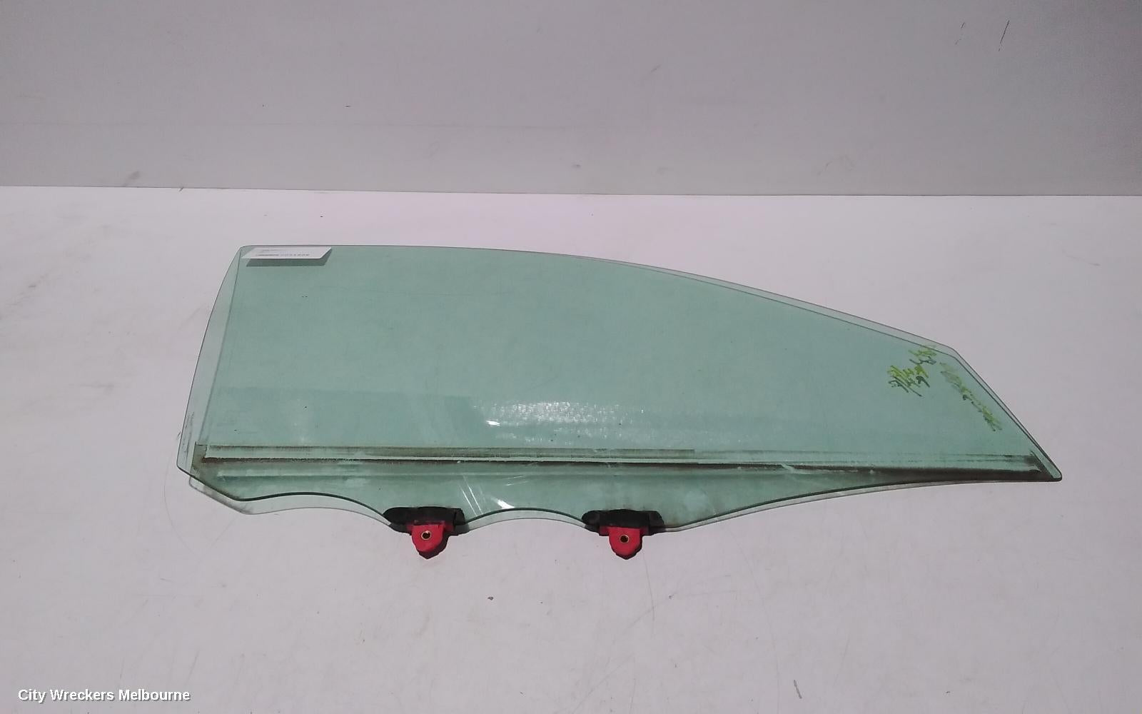 TOYOTA AURION RIGHT FRONT DOOR WINDOW, GSV40R, 10/2006 - 03/2012 - Image 2