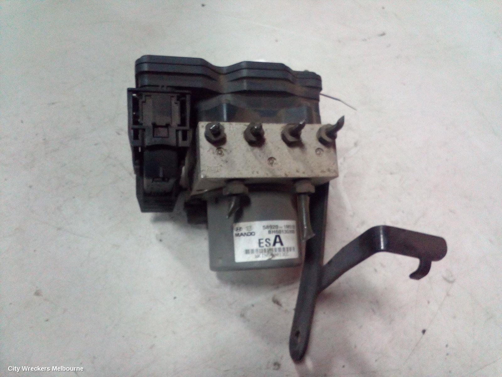 KIA CERATO ABS PUMP/MODULATOR, TD, HATCH, 10/2008 - 03/2013 - Image 3