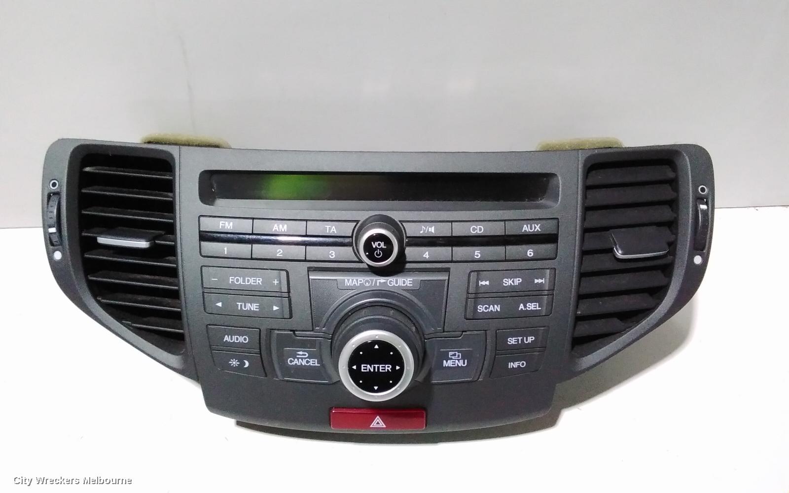 HONDA ACCORD RADIO/CD/DVD/SAT/TV, DASH RADIO CONTROL PANEL/CONTROL UNIT ONLY, SAT NAV TYPE, 8TH GEN, EURO (VIN JHMCU), 06/2008 - 12/2015 - Image 2