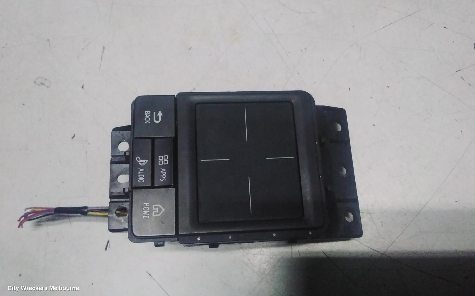 MITSUBISHI ECLIPSE CROSS, GEN 1, 11/2017 ONWARDS, MITSUBISHI ECLIPSE CROSS - 2018 2019 2020 - CENTRE TOUCH PAD 8616A0 77: 143996 - Image 1