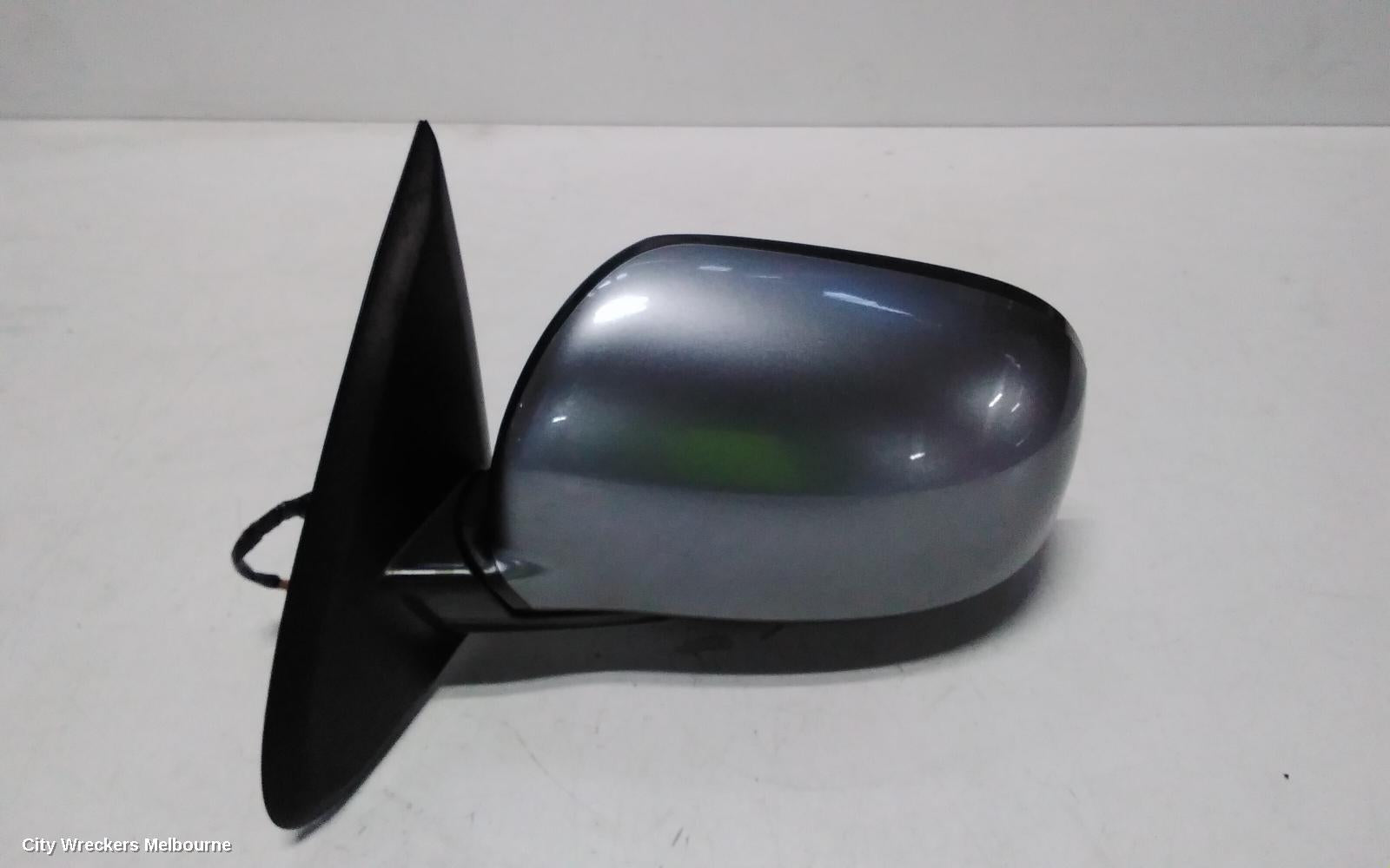 MITSUBISHI OUTLANDER LEFT DOOR MIRROR, ZK-ZL, NON FLASHER, MANUAL FOLD, NON CAMERA TYPE, 07/2015 - 07/2021 - Image 2