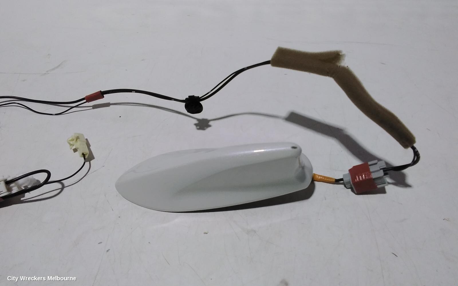 SUBARU XV ANTENNA, G4X, 08/2011 - 04/2017 - Image 2