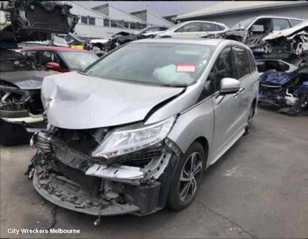 HONDA ODYSSEY RIGHT REAR DOOR, RC1, 02/2014 - 03/2022 - Image 3