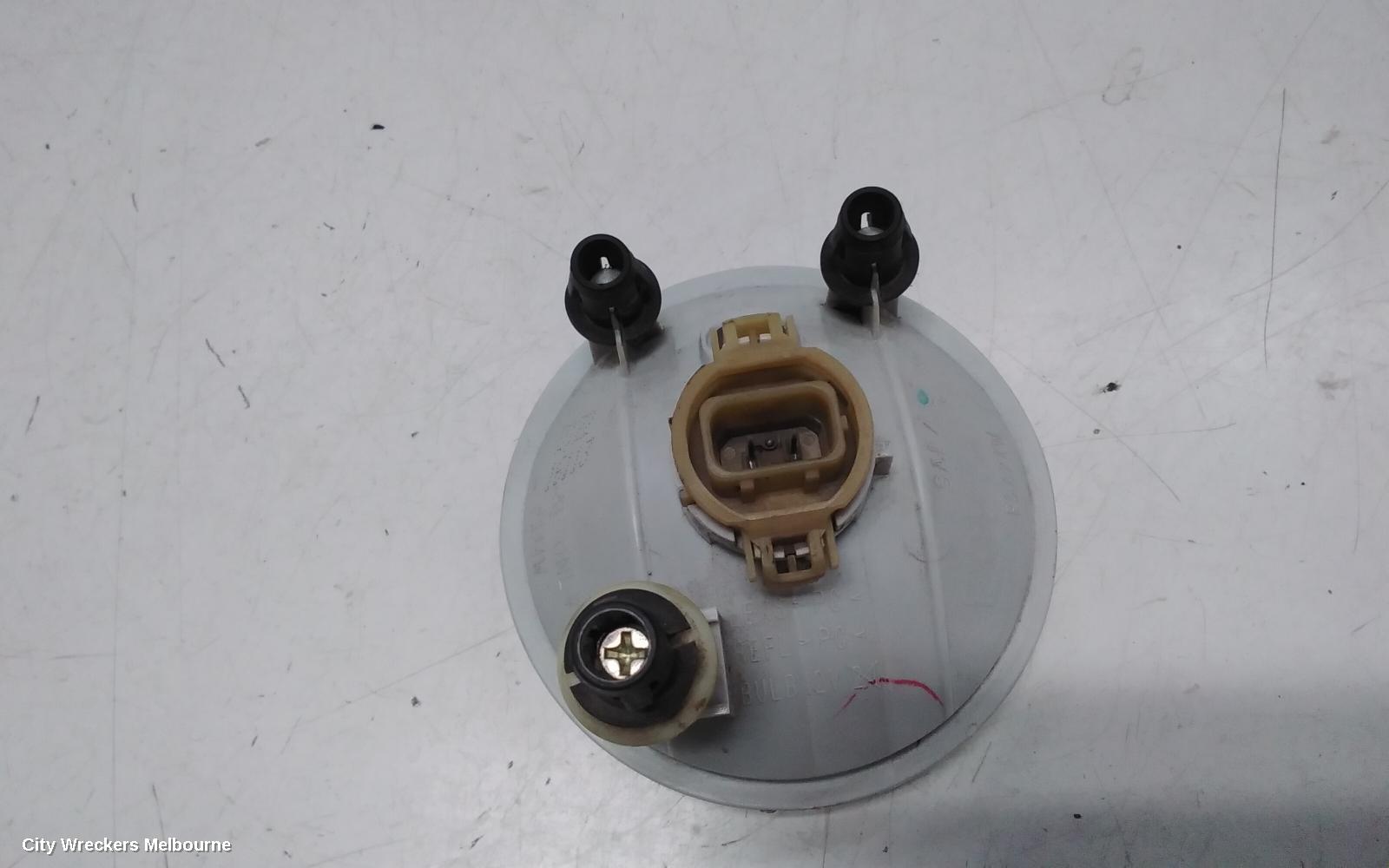 HOLDEN CAPTIVA RIGHT INDICATOR/FOG/SIDE, BUMPER FOGLAMP CHROME SURROUND, CG, 09/2006 - 09/2015 - Image 3