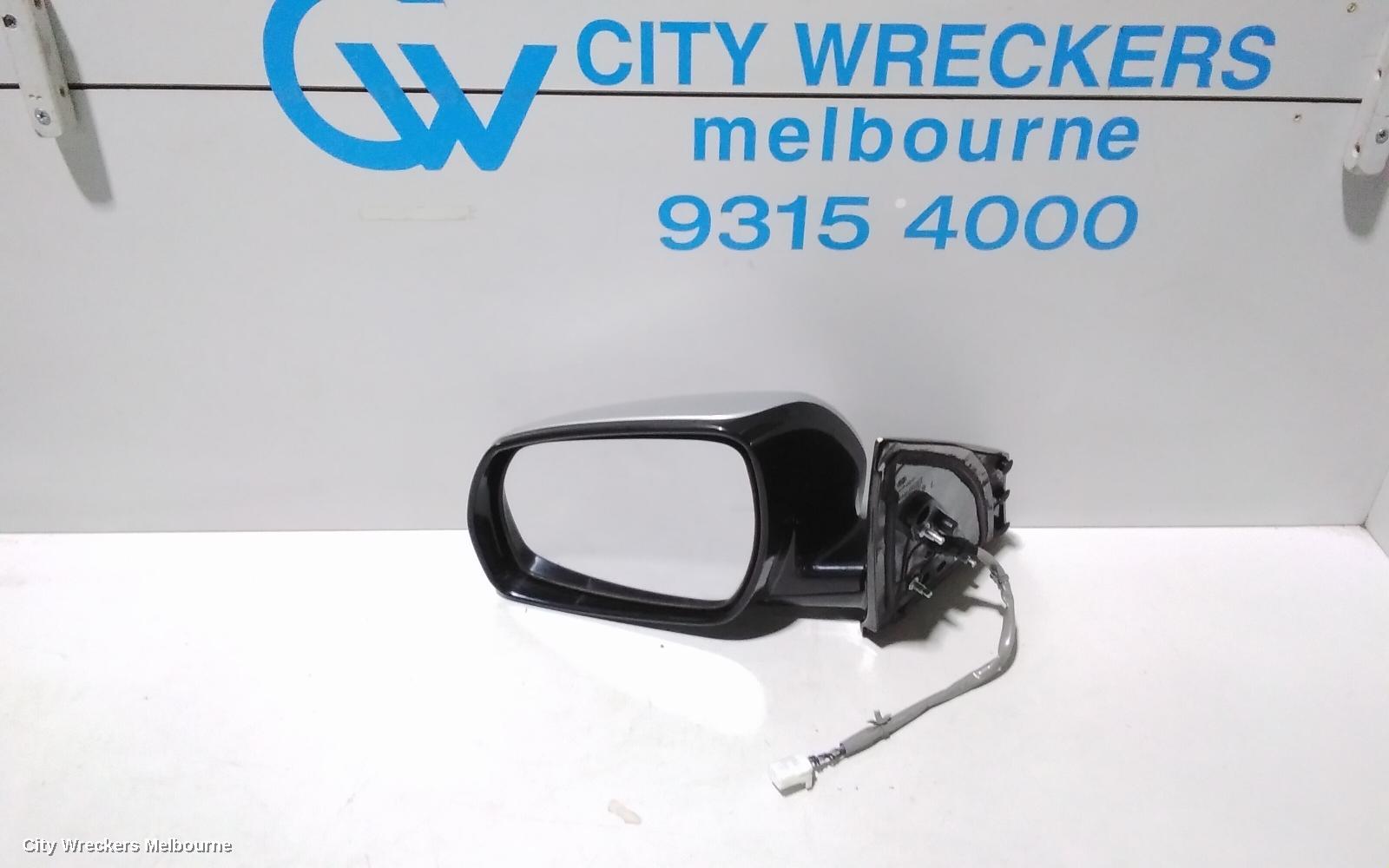 NISSAN MURANO LEFT DOOR MIRROR, Z50, 05/2002 - 12/2008 - Image 1