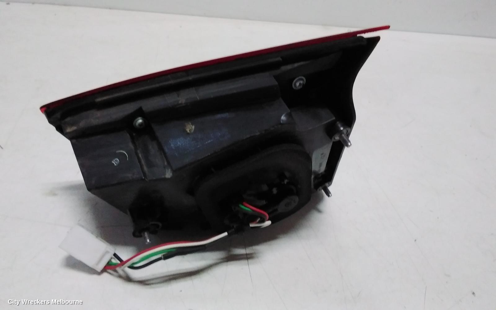 MG GS REAR GARNISH, TAILGATE LAMP (LH SIDE), HALOGEN TYPE, SAS2, 09/2016 - 08/2019 - Image 3