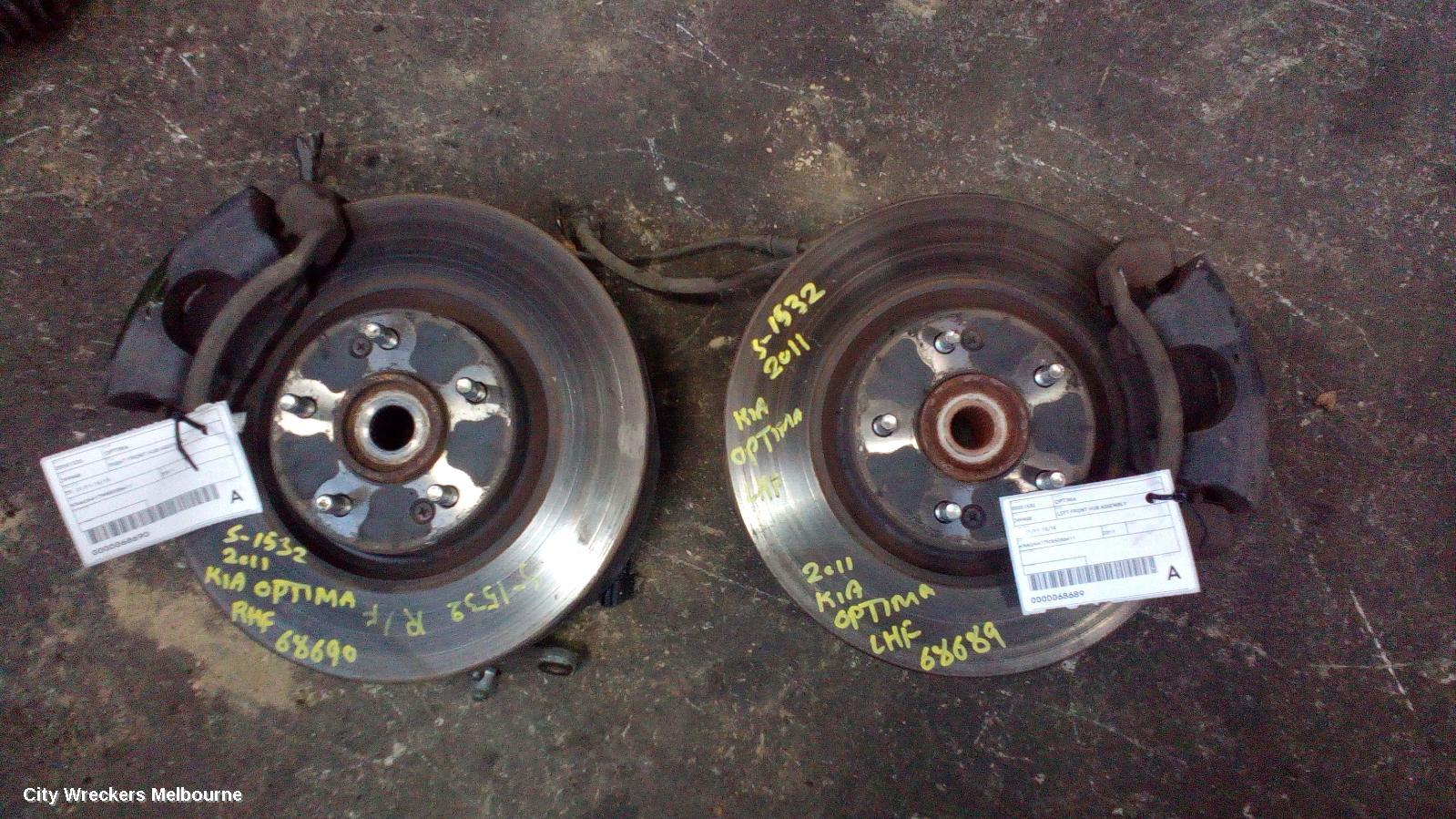 KIA OPTIMA LEFT FRONT HUB ASSEMBLY, TF, 01/2011 - 10/2015 - Image 2