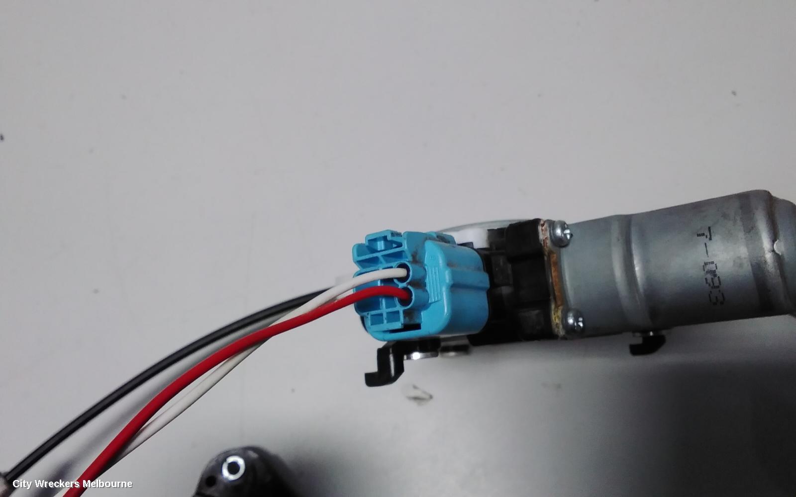 SUBARU FORESTER RIGHT REAR WND REG/MOTOR, SJ, 12/2012 - 08/2018 - Image 3