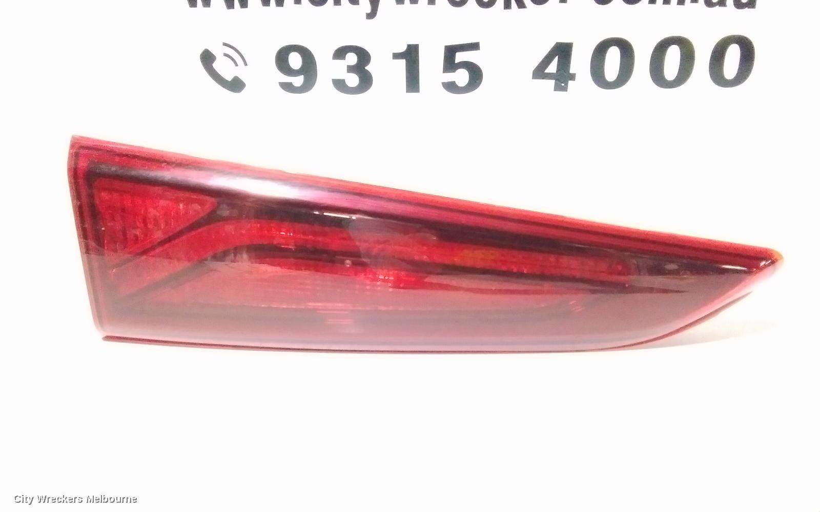 HYUNDAI KONA REAR GARNISH, TAILGATE LAMP (LH SIDE), LED TYPE, OS, 09/2017 - 10/2020 - Image 2