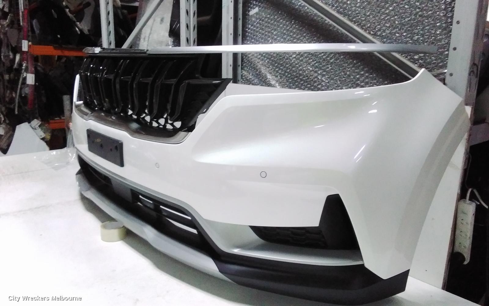 KIA CARNIVAL/GRAND CARNIVAL FRONT BUMPER, BUMPER BAR, W/ PARK SENSOR TYPE, KA4, 10/2020 ONWARDS - Image 3