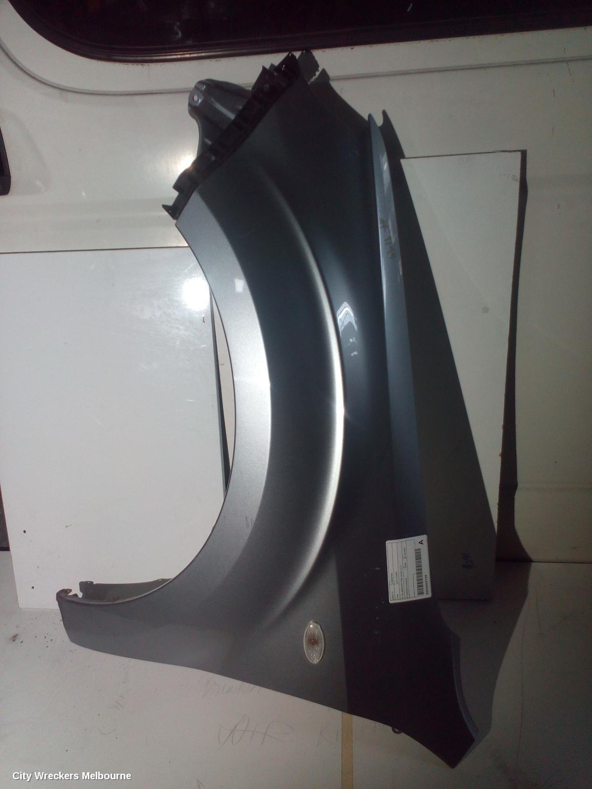 SUBARU FORESTER LEFT GUARD, SH, W/ REPEATER TYPE, 02/2008 - 12/2012 - Image 2