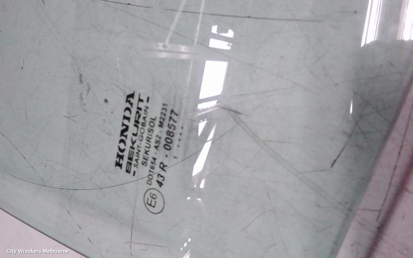 HONDA CIVIC RIGHT REAR DOOR WINDOW, 7TH GEN, HATCH, 11/2000 - 12/2005 - Image 2