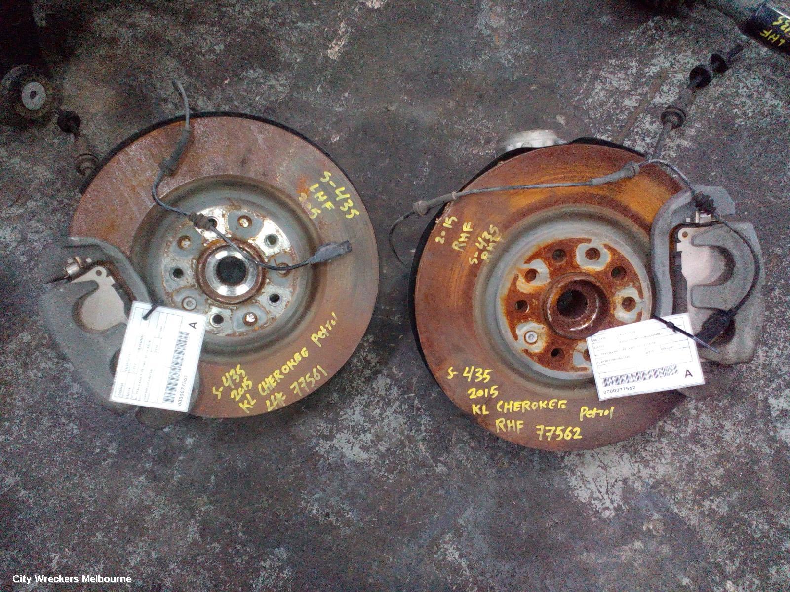 JEEP CHEROKEE RIGHT FRONT HUB ASSEMBLY, KL, TRAILHAWK/LIMITED TYPE, 4WD, 02/2014 - 03/2018 - Image 2