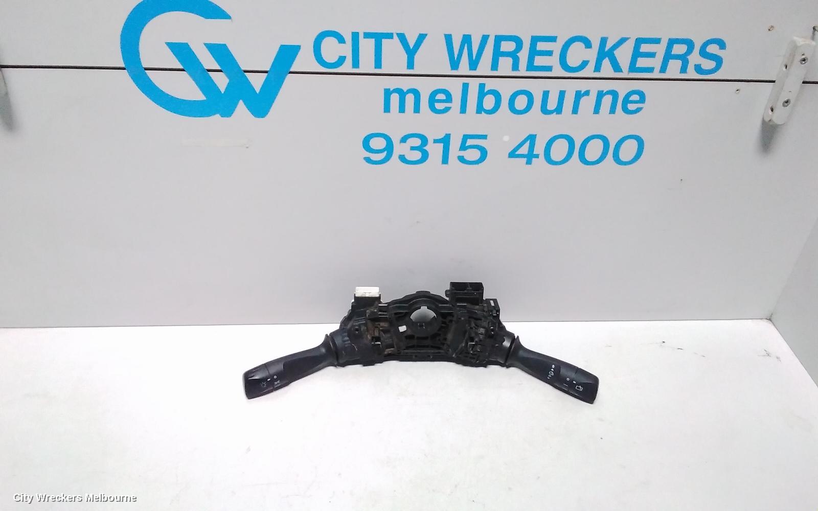 TOYOTA HIACE COMBINATION SWITCH, FLASHER SWITCH, TRH/KDH, 03/2014 - 04/2019 - Image 1