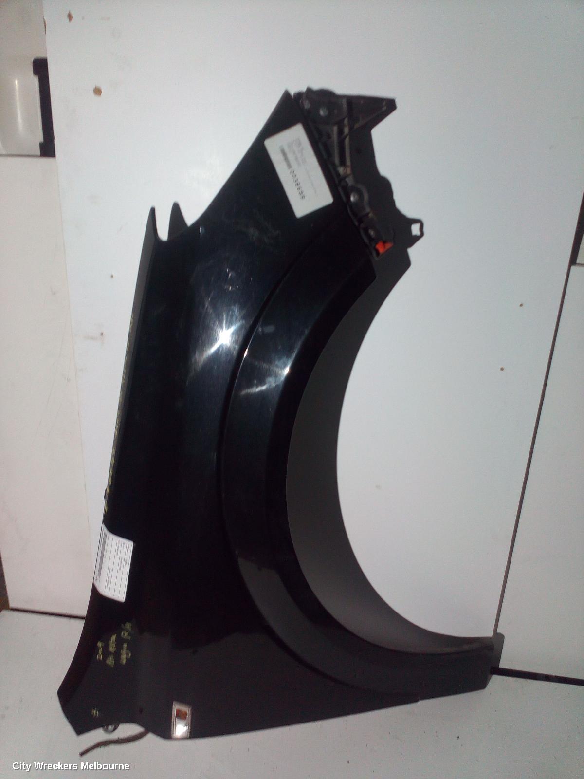 HOLDEN ASTRA RIGHT GUARD, AH, 10/2004 - 08/2009 - Image 1